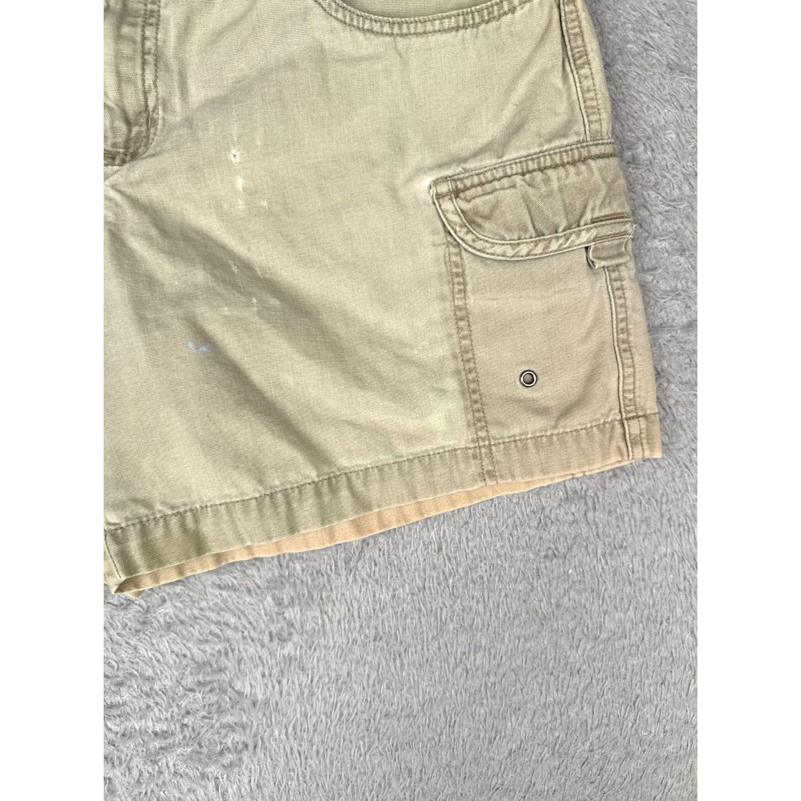 The North Face The North Face Shorts Womens 10 Beige Cargo 100% Cotton Hike Camp Fishing 32x6 Size 32" / US 10 / IT 46 - 2 Thumbnail
