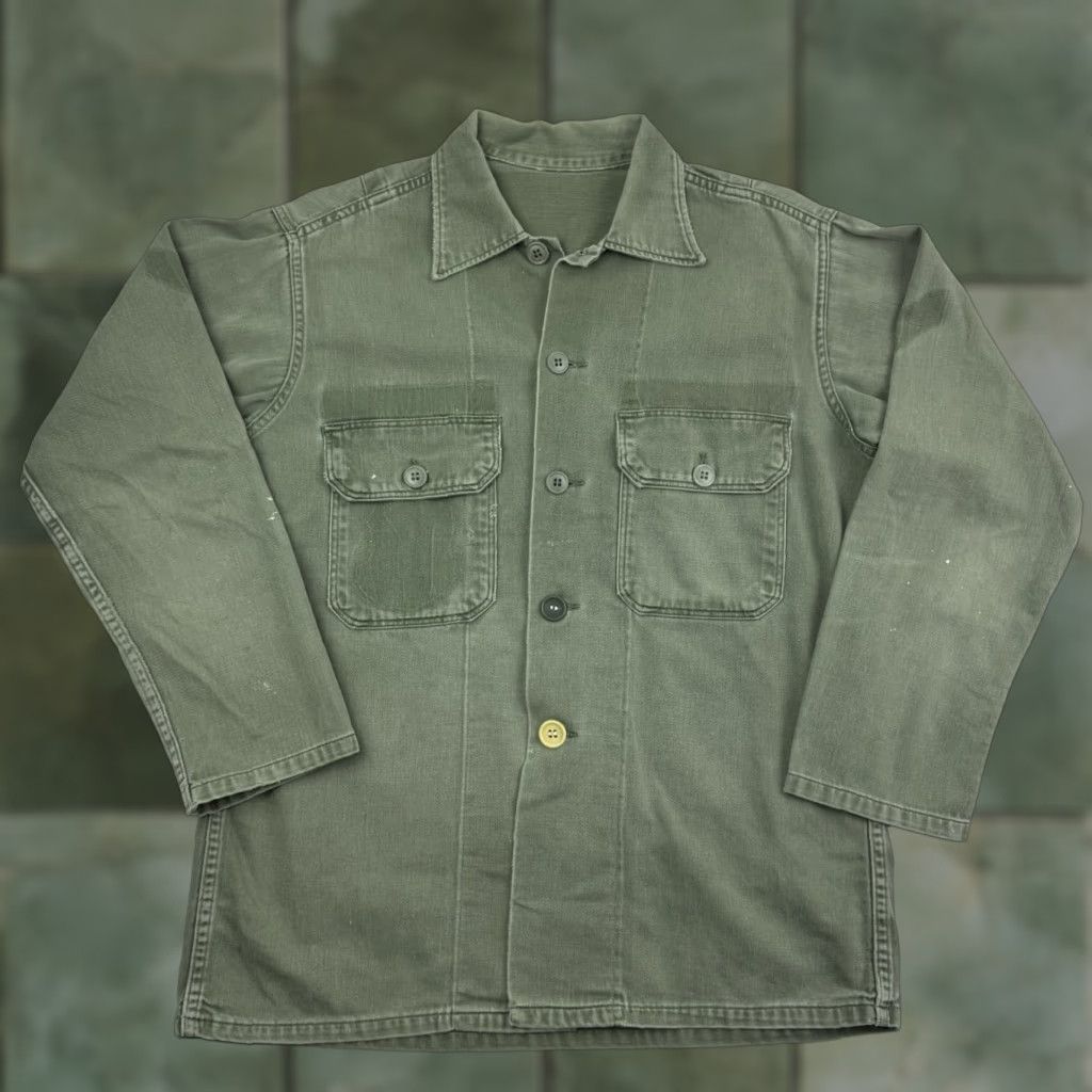 Vintage VINTAGE Army Button Up Shirt Adult Medium Military 60s 70s Green Collared Long Sleeve Button-Front Mens Shirt Regular Button-Up Size US M / EU 48-50 / 2 - 1 Thumbnail