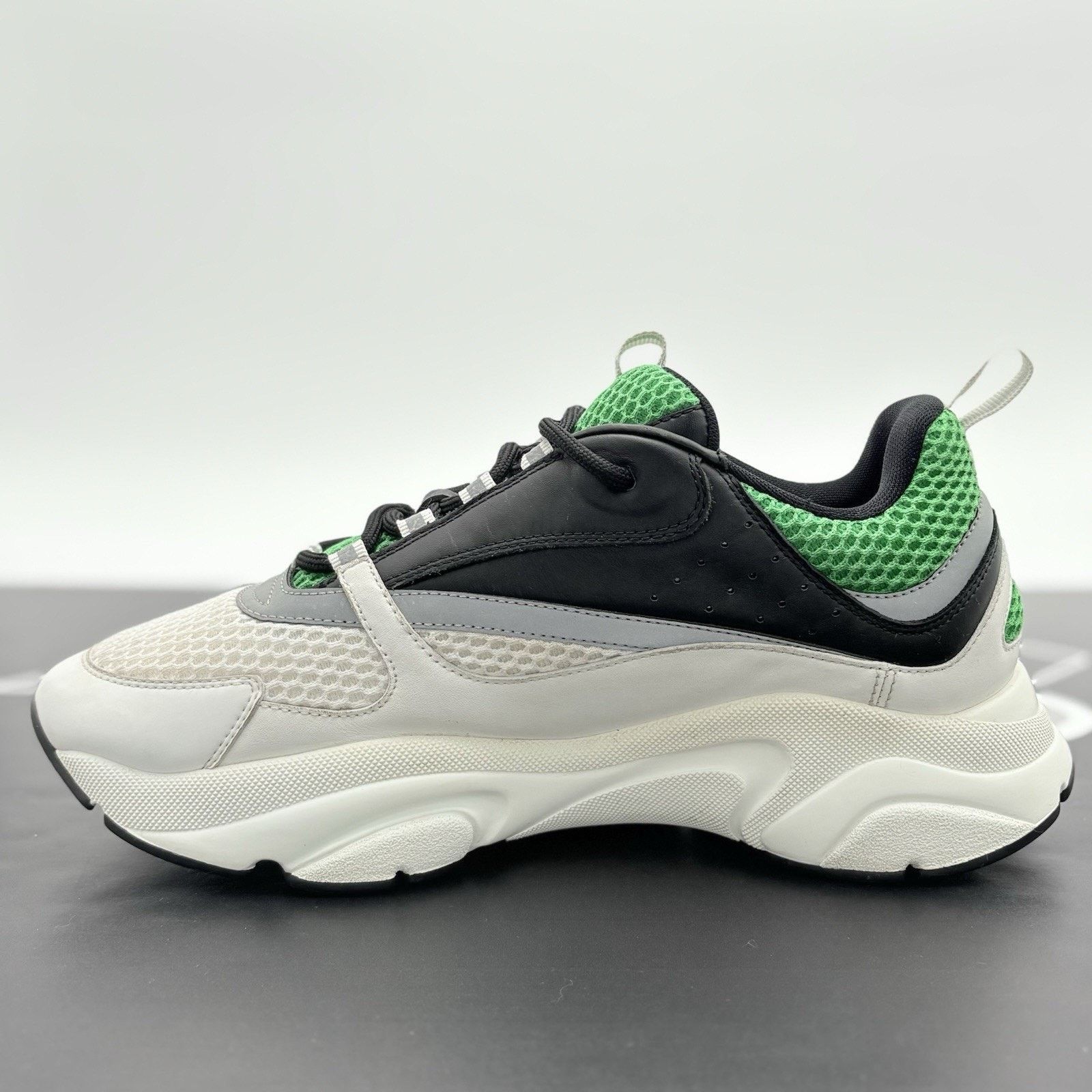 Dior Dior B22 Sneaker ' Green White Black ' | GOOD CONDITION! Size US 10 / EU 43 - 4 Thumbnail