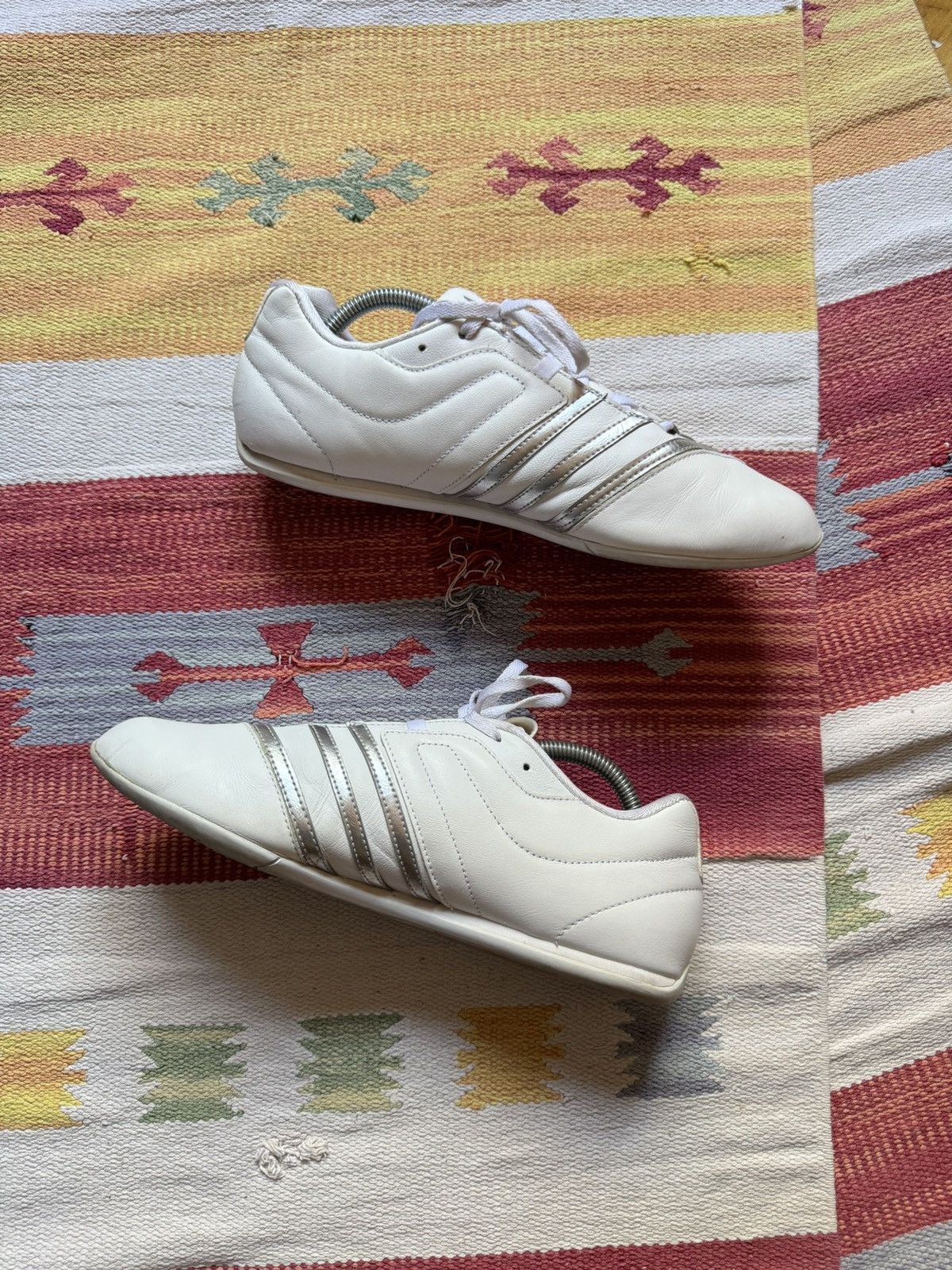 Vintage Vintage Women’s 2010 Adidas Darinca y2k Low Leather Sneakers Size US 10 / IT 40 - 3 Thumbnail