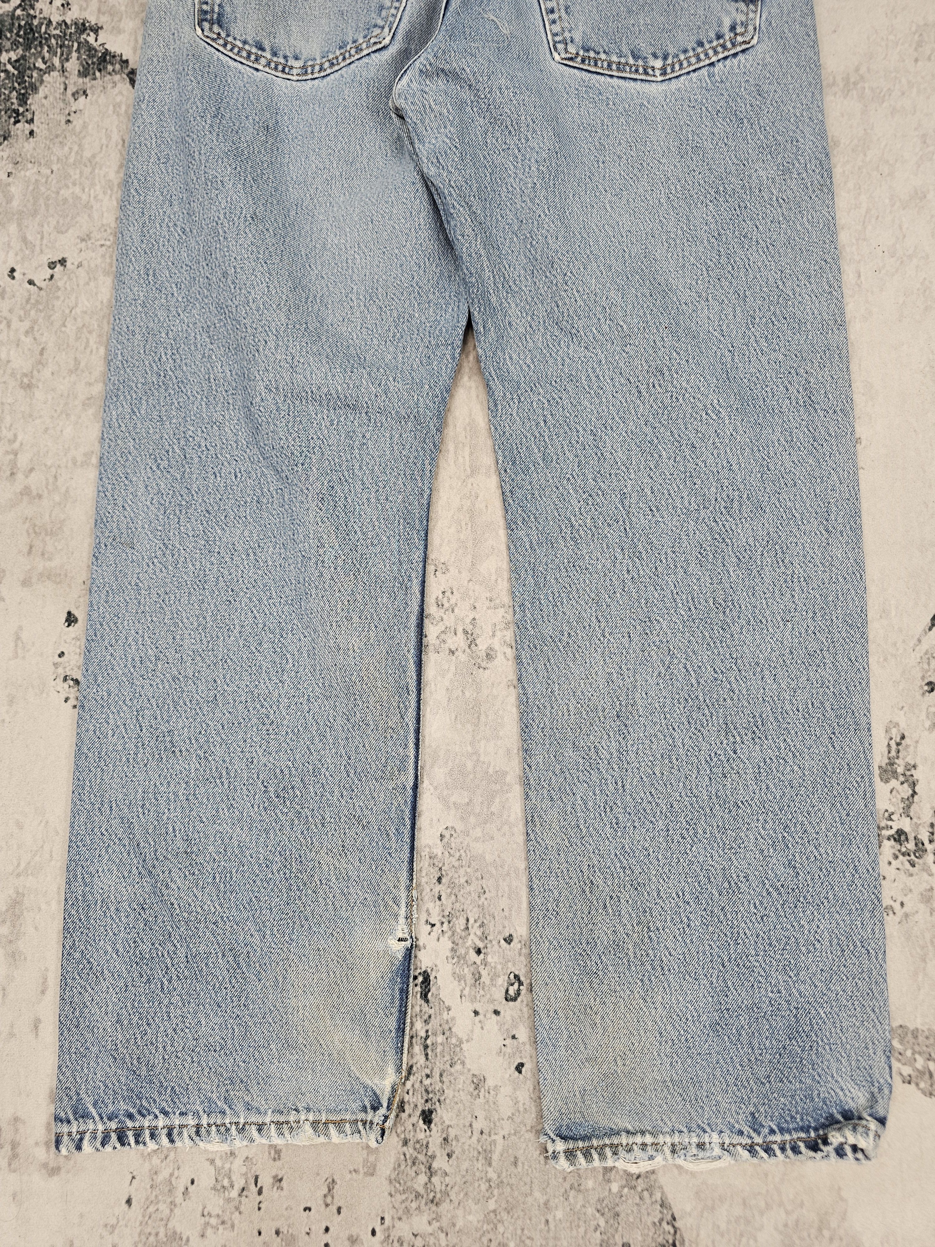 Levi's Vintage Clothing Vtg 90's LEVIS 505 Ripped Faded Jeans Made In USA L0551 Size US 38 / EU 54 - 4 Thumbnail