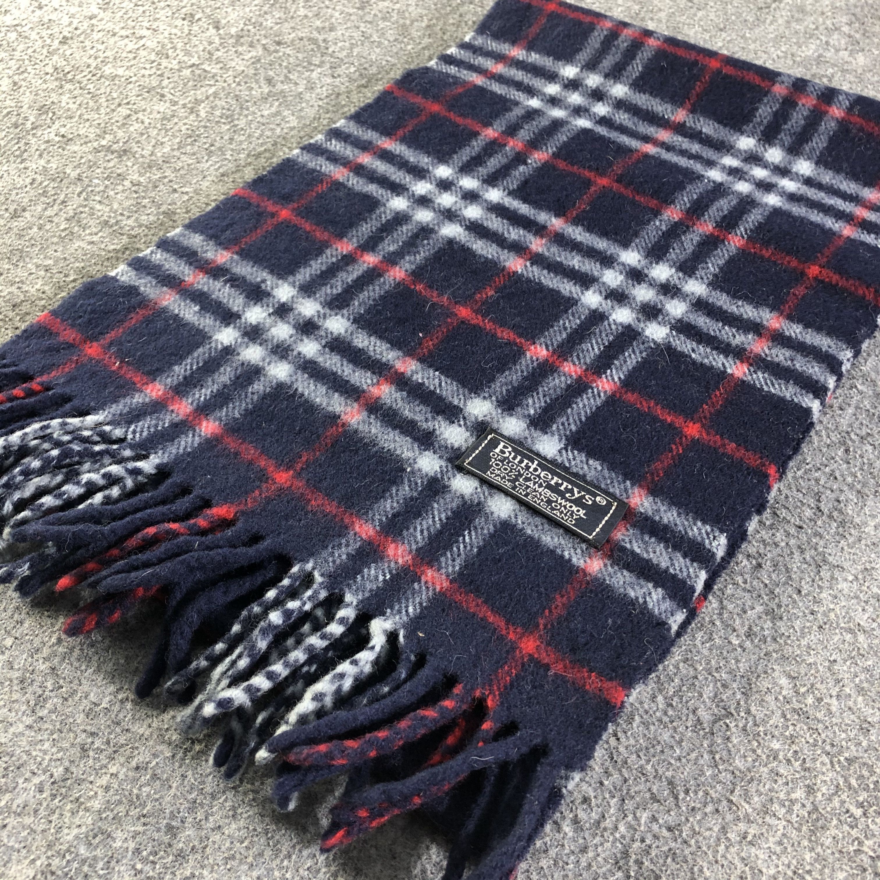 Burberry Burberry Scarf / Muffler / Neckwear P310 Size ONE SIZE - 11 Thumbnail