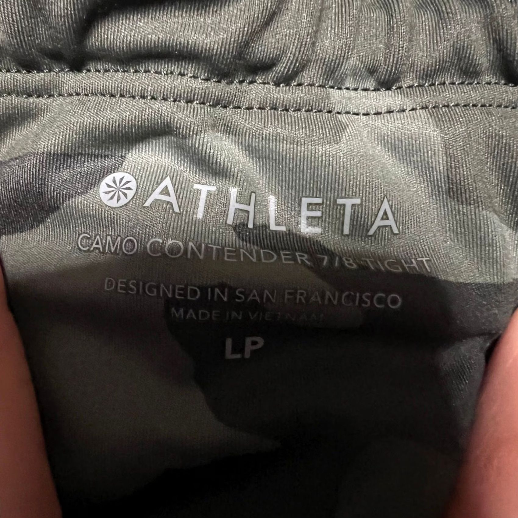 Athleta Athleta Contender Leggings Pants Womens Large Petite Camo 7/8 Size 36" / US 14 / IT 50 - 4 Thumbnail