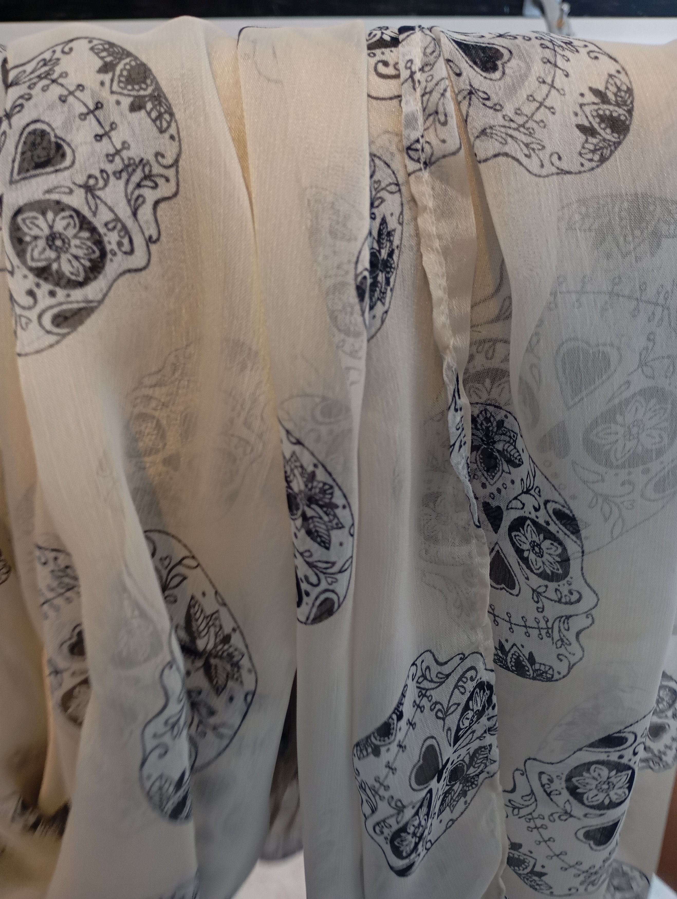 Other Unbranded Skull Bandana Handkerchief Size ONE SIZE - 4 Thumbnail