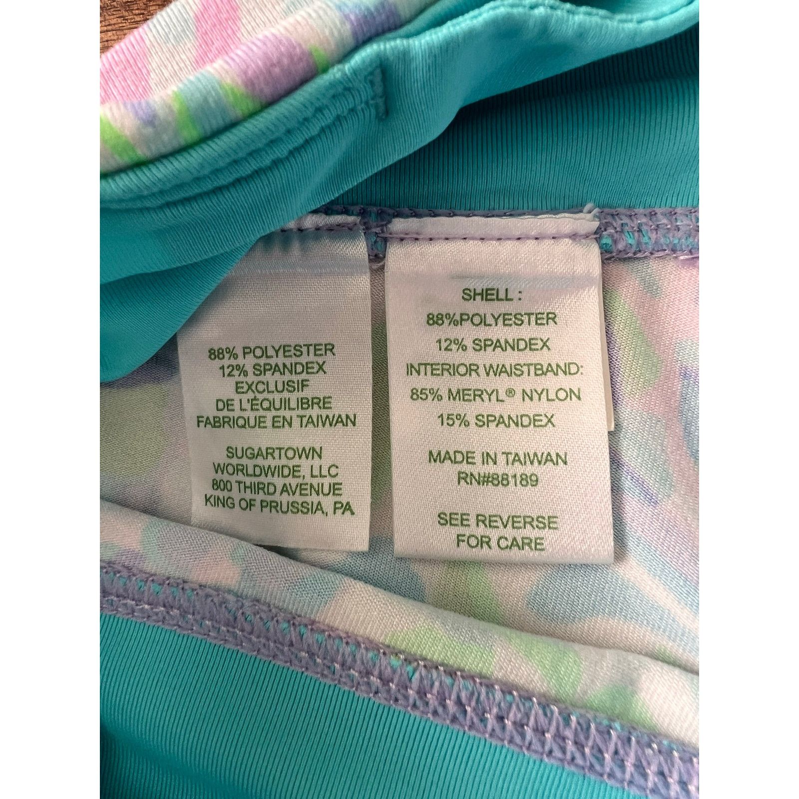 Lilly Pulitzer Lilly Pulitzer Shell Of a Party Luxletic Cropped Pant Medium Size 26" / US 2 / IT 38 - 8 Thumbnail