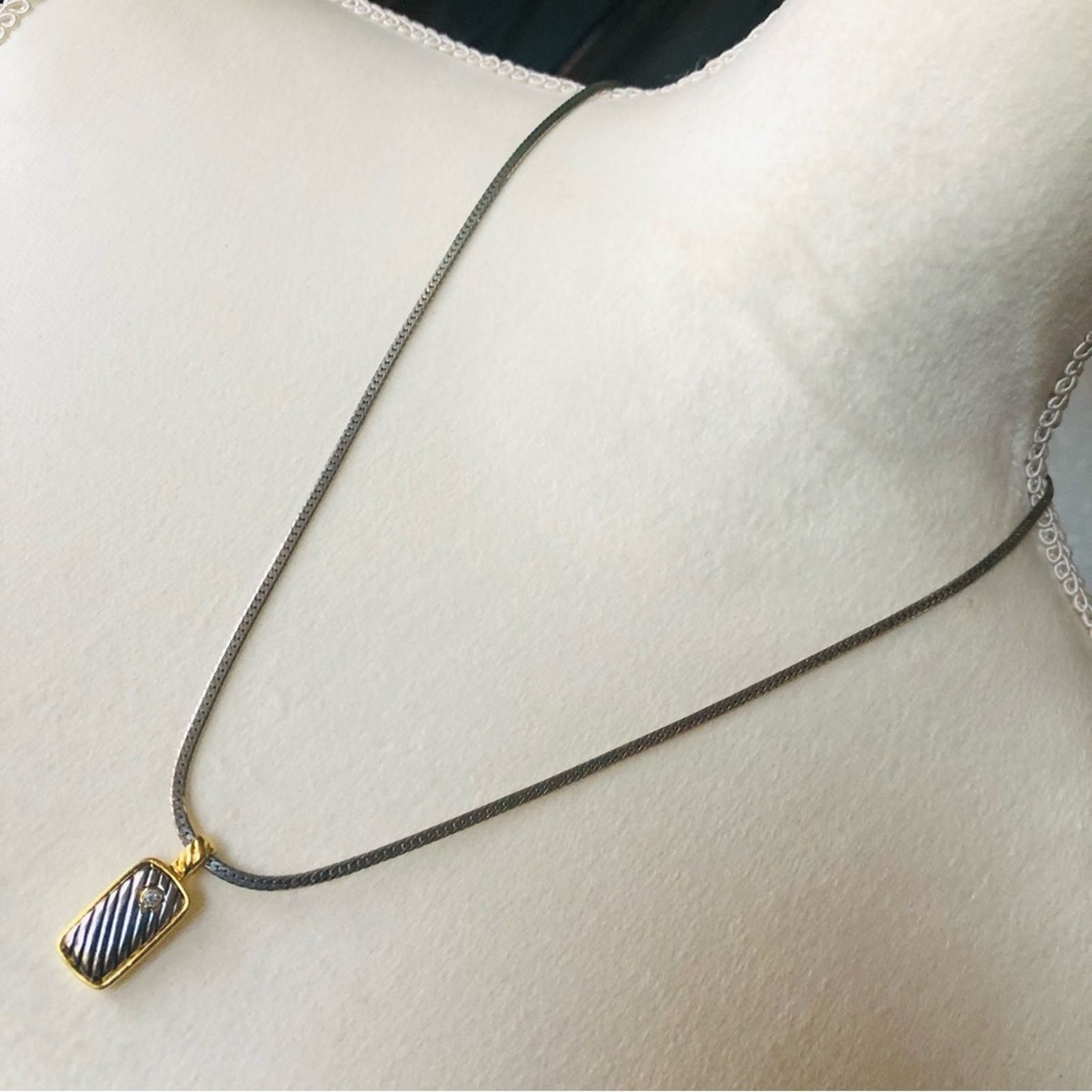 Vintage Vintage gold and silver tone pendant chain necklace Size ONE SIZE - 1 Thumbnail