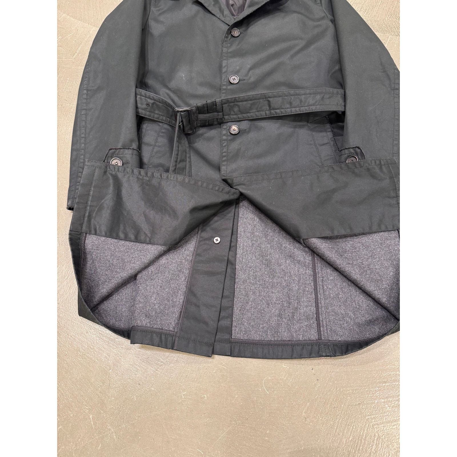 Prada 2010s Prada heavy cotton trench coat Size US M / EU 48-50 / 2 - 6 Thumbnail