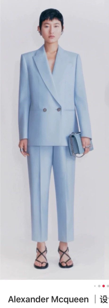 Alexander McQueen Alexander McQUEEN Ladies' suit, haze blue, made of 100% woo Size S / US 4 / IT 40 - 1 Thumbnail