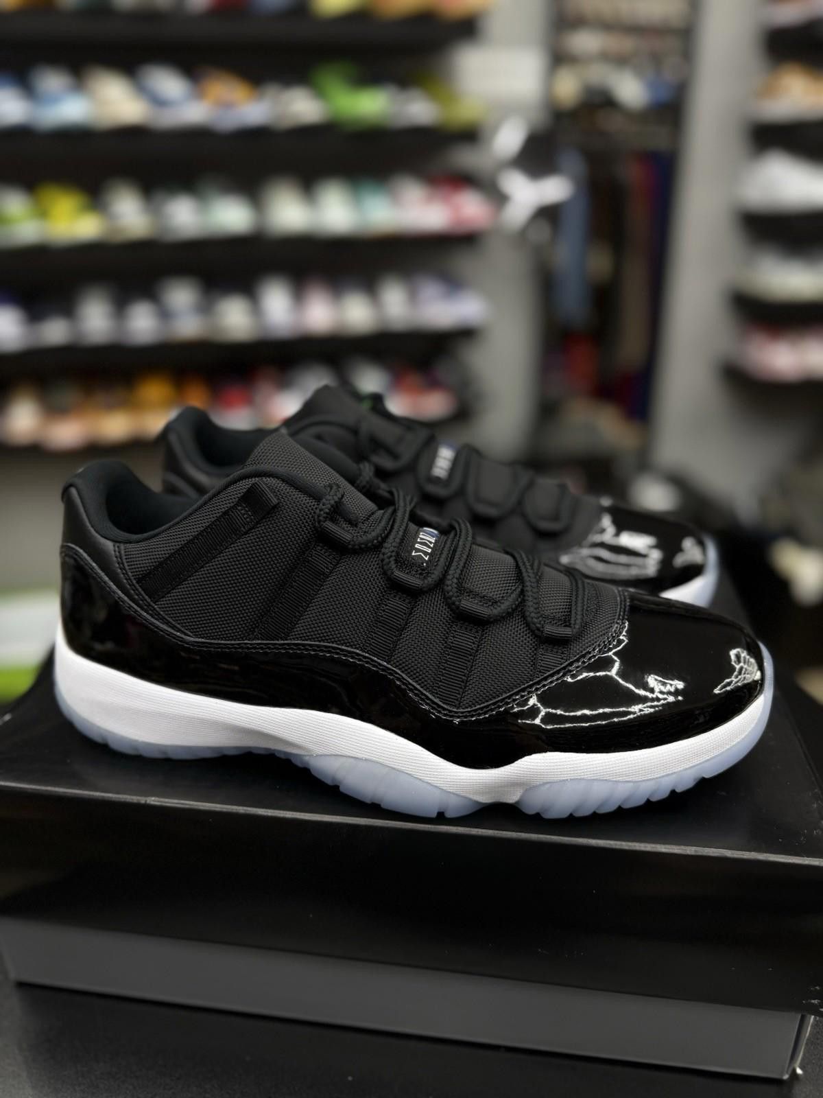 Jordan Brand Nike Air Jordan 11 Retro Low Space Jam FV5104-004 Size 13 Size US 13 / EU 46 - 1 Thumbnail