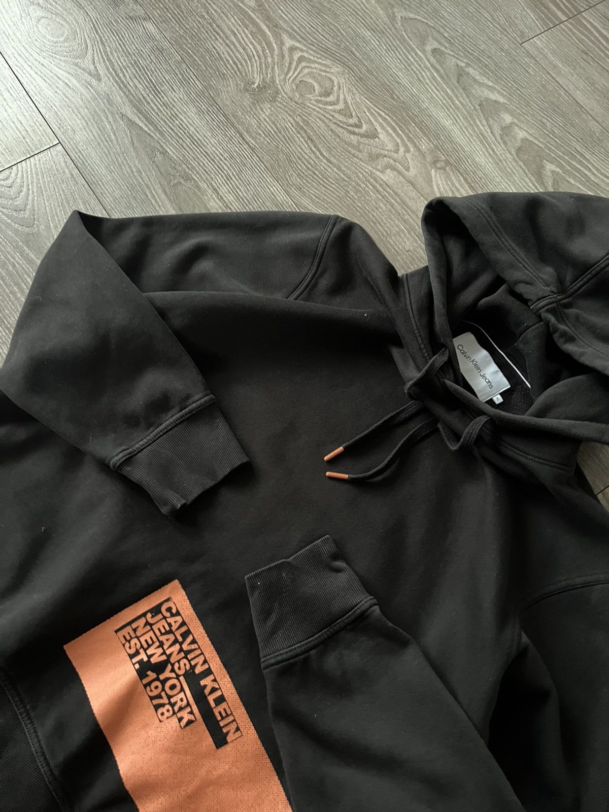 Calvin Klein Calvin Klein Jeans Box Patch Printed Logo Black Mens Hoodie Size US XL / EU 56 / 4 - 12 Thumbnail