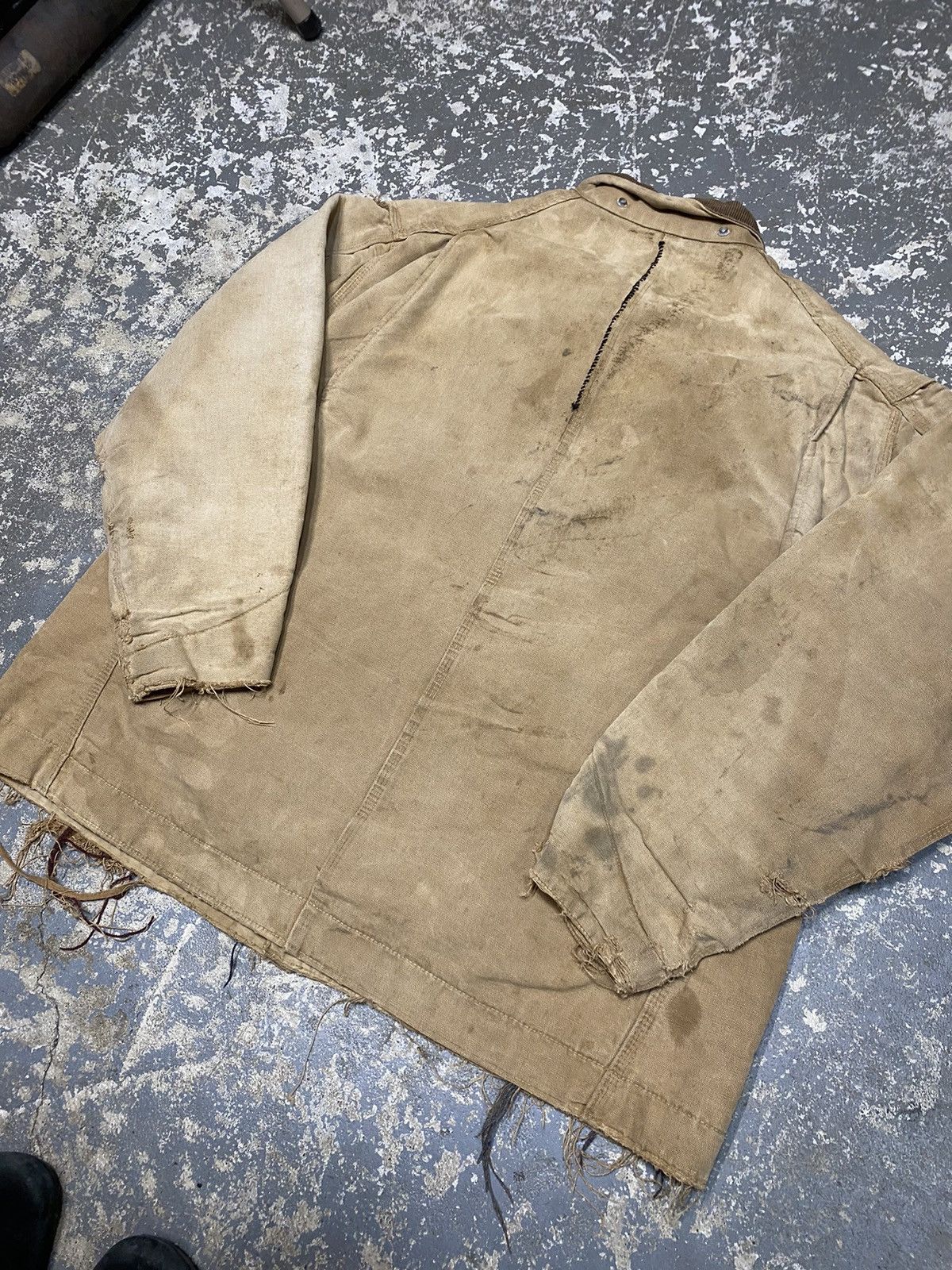 Carhartt × Vintage Vintage Carhartt Troy Blanket Thrashed Tan ChoreJacket 70s Size US XL / EU 56 / 4 - 7 Thumbnail