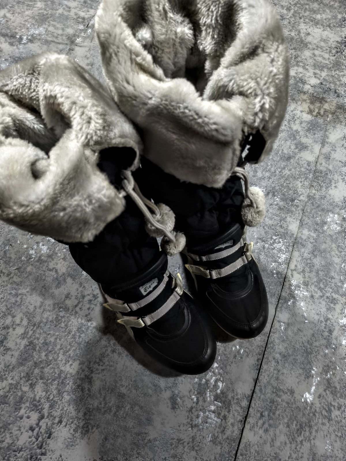 Onitsuka Tiger onitsuka tiger snow heaven boots Size US 11.5 / IT 41.5 - 2 Thumbnail
