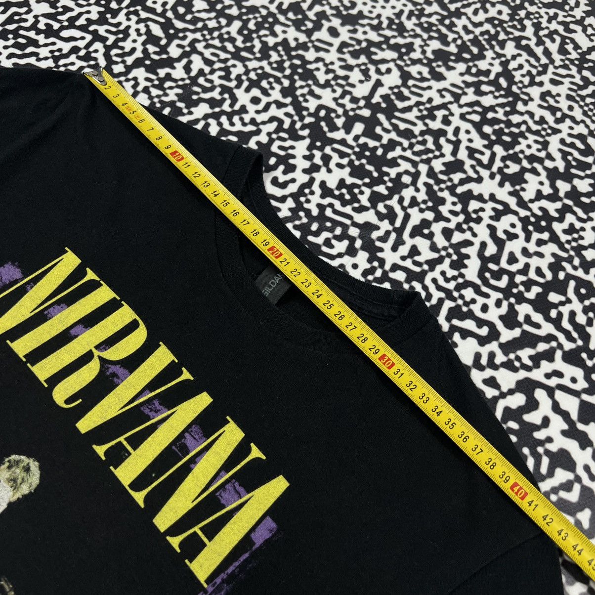 Nirvana Vintage Y2K Nirvana Stage Jump Band Rock Tour T-shirt Size US M / EU 48-50 / 2 - 11 Thumbnail