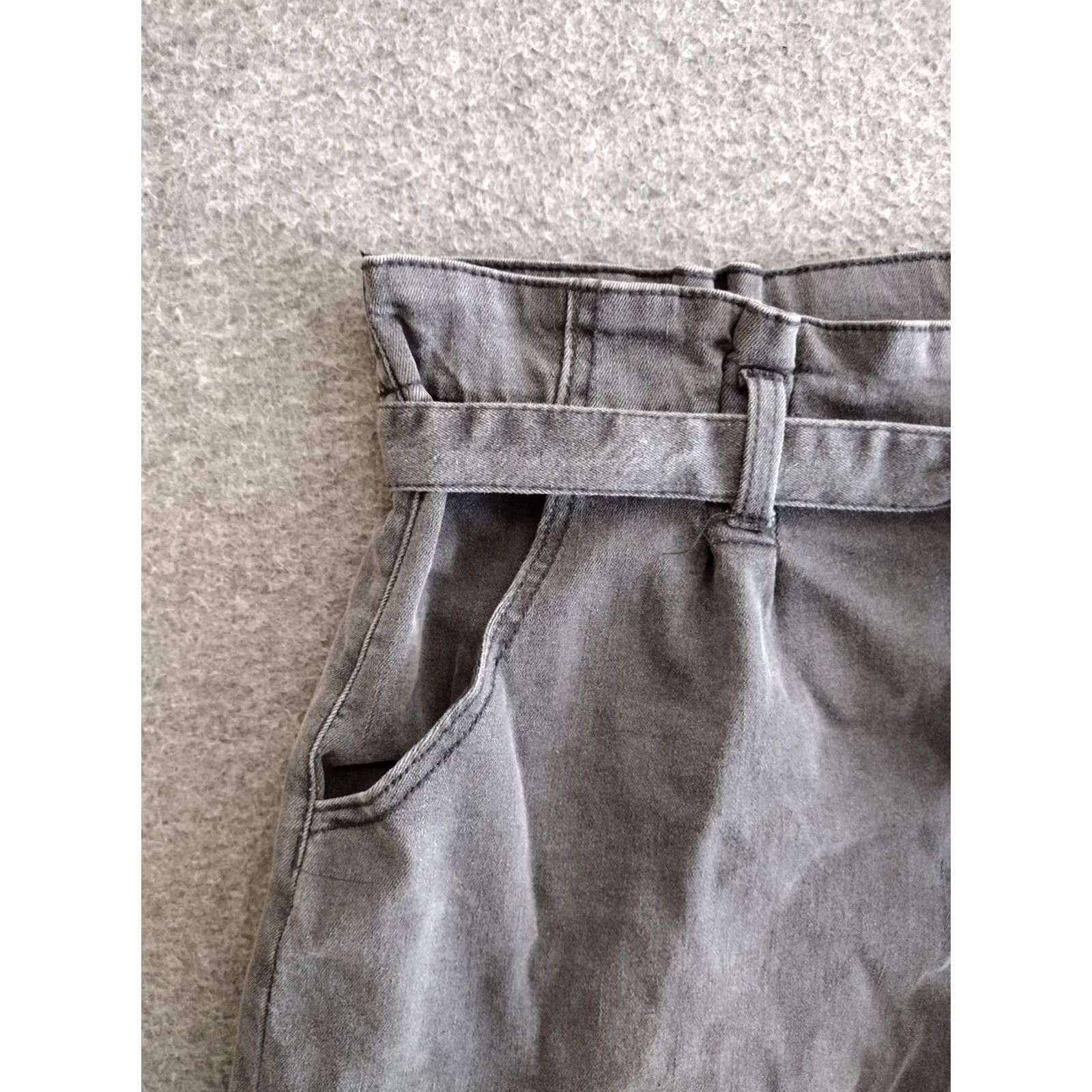 Vintage No Boundaries Denim Shorts Black Paper Bag Pleated 2XL High Rise Belted Pockets Stretch Casual Womens Size 40" / US 18 - 7 Thumbnail