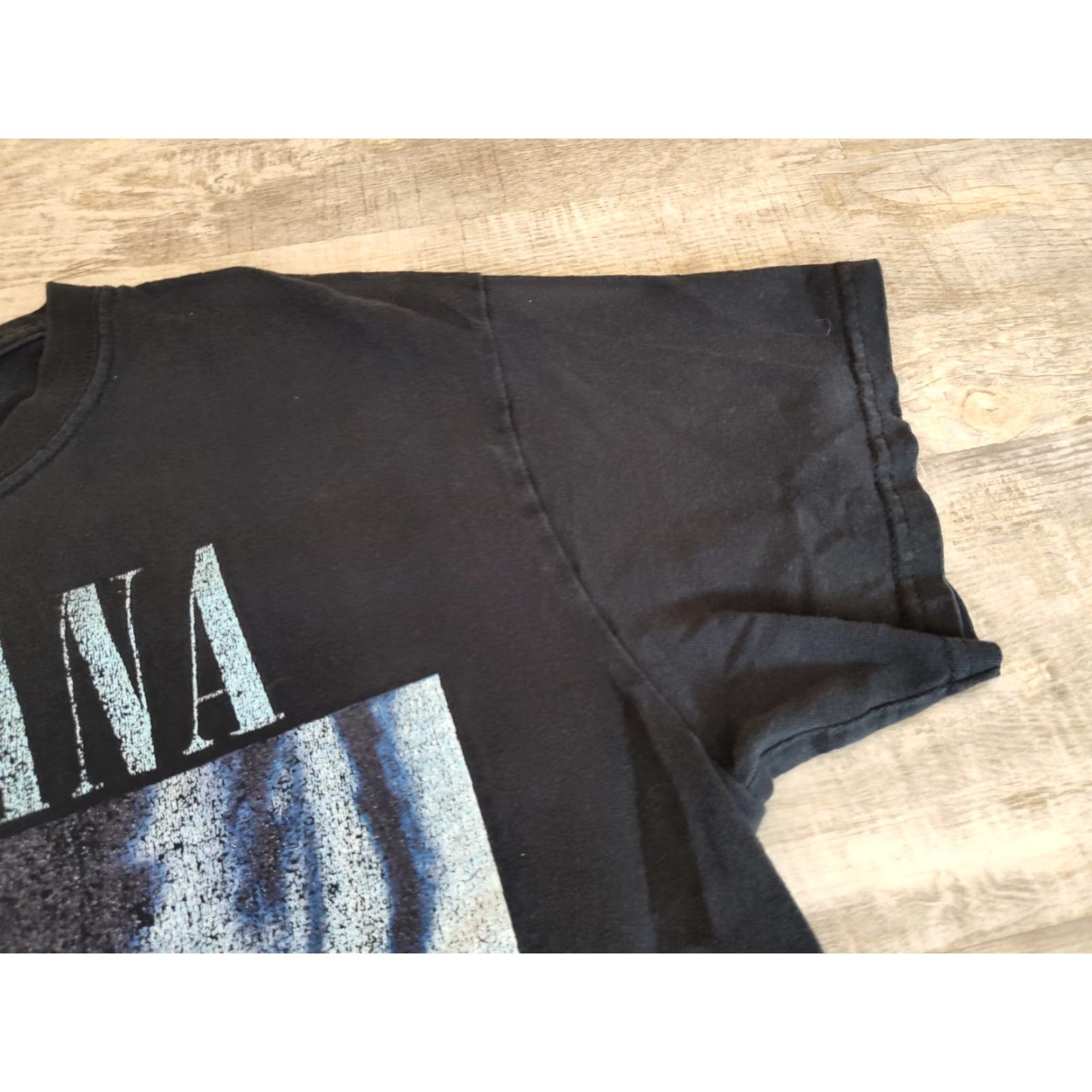 Vintage VINTAGE Nirvana Graphic Tee Shirt Adult Medium Black 2000s Grunge Kurt Cobain 90s Alternative Rock Size US M / EU 48-50 / 2 - 6 Thumbnail