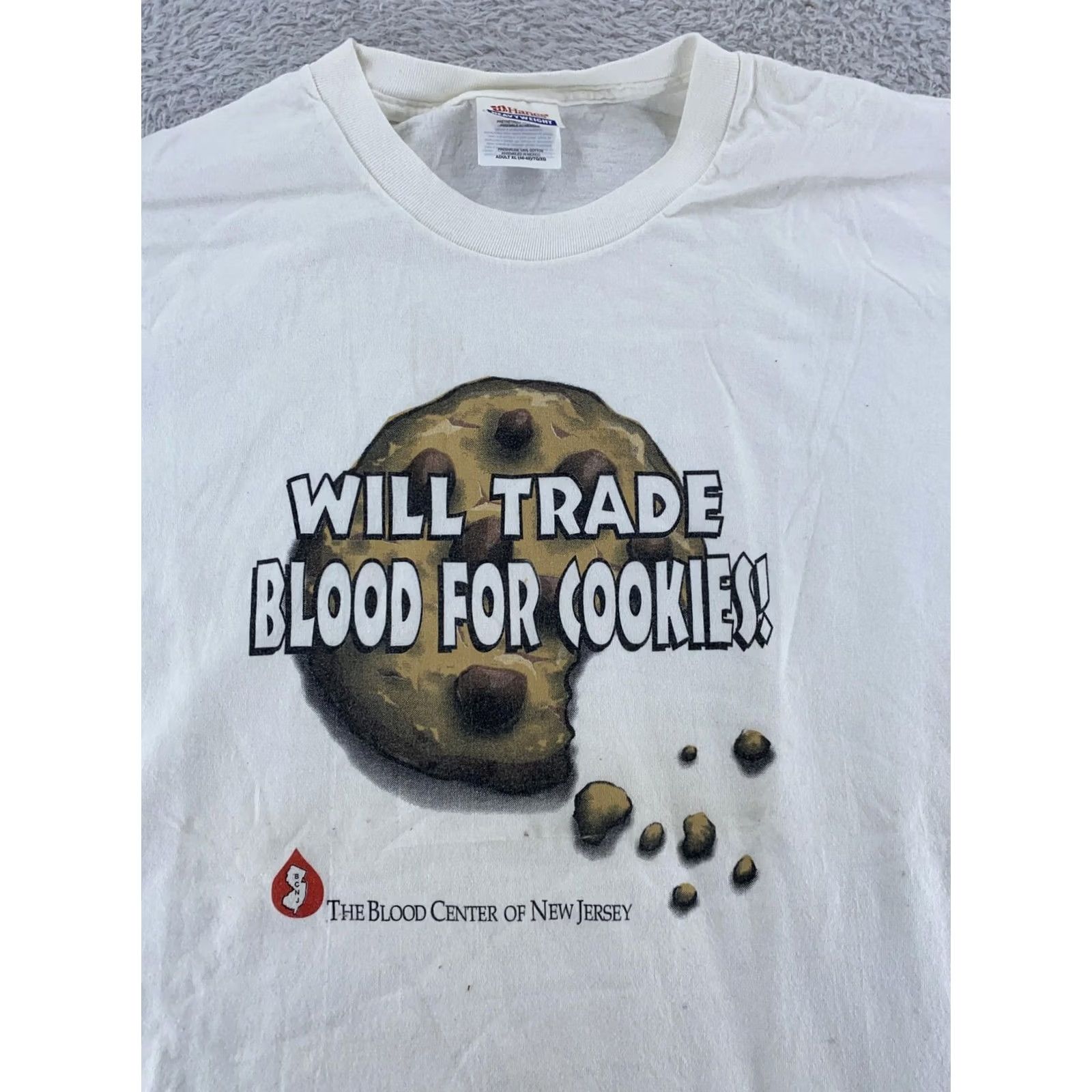 Hanes VINTAGE Will Trade Blood For Cookies Shirt Mens XL White Hanes Cotton Graphic Print 90s Funny Joke The Blood Center of New Jersey Mens Size US XL / EU 56 / 4 - 2 Thumbnail