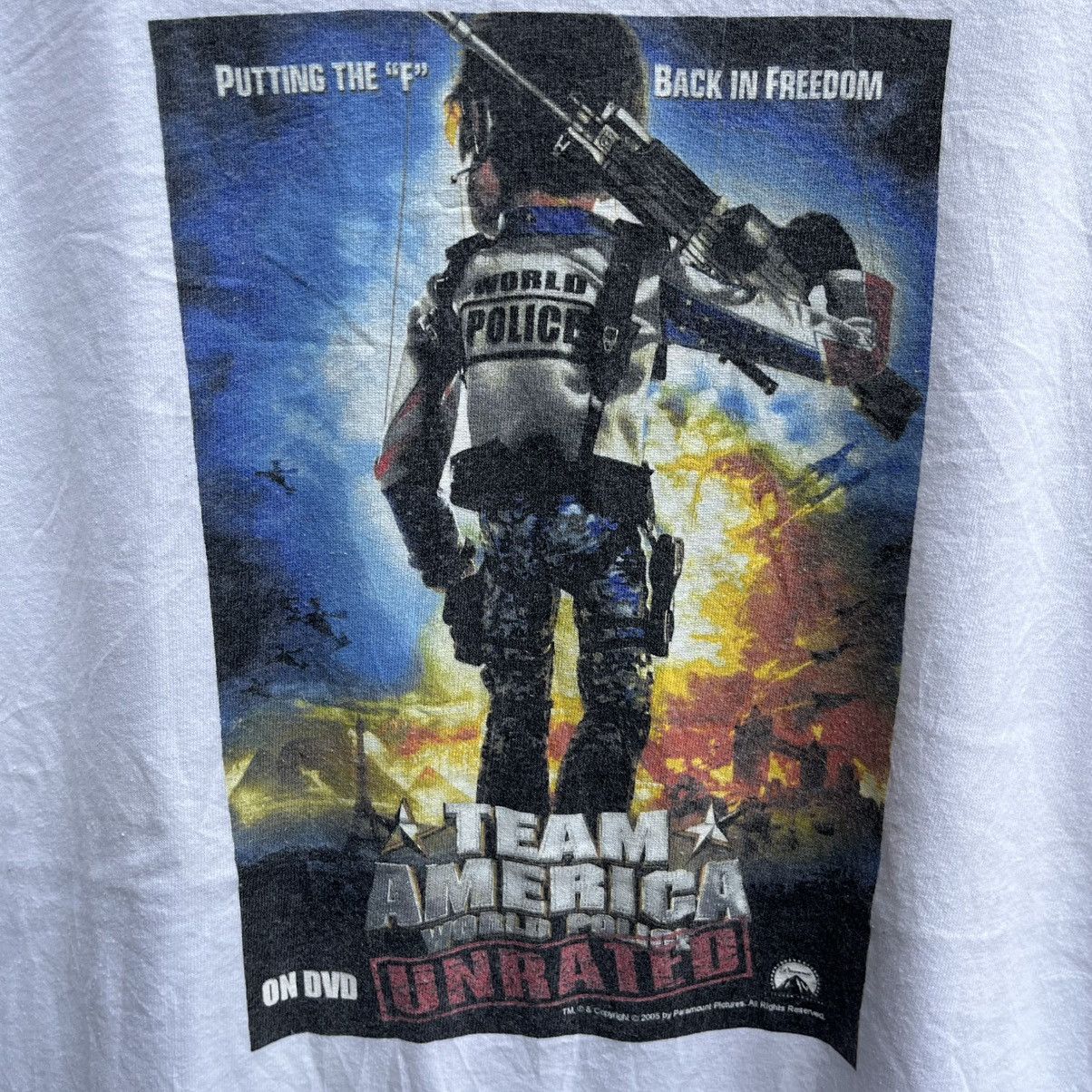 Vintage TEAM AMERICA World Police movie tee comedy