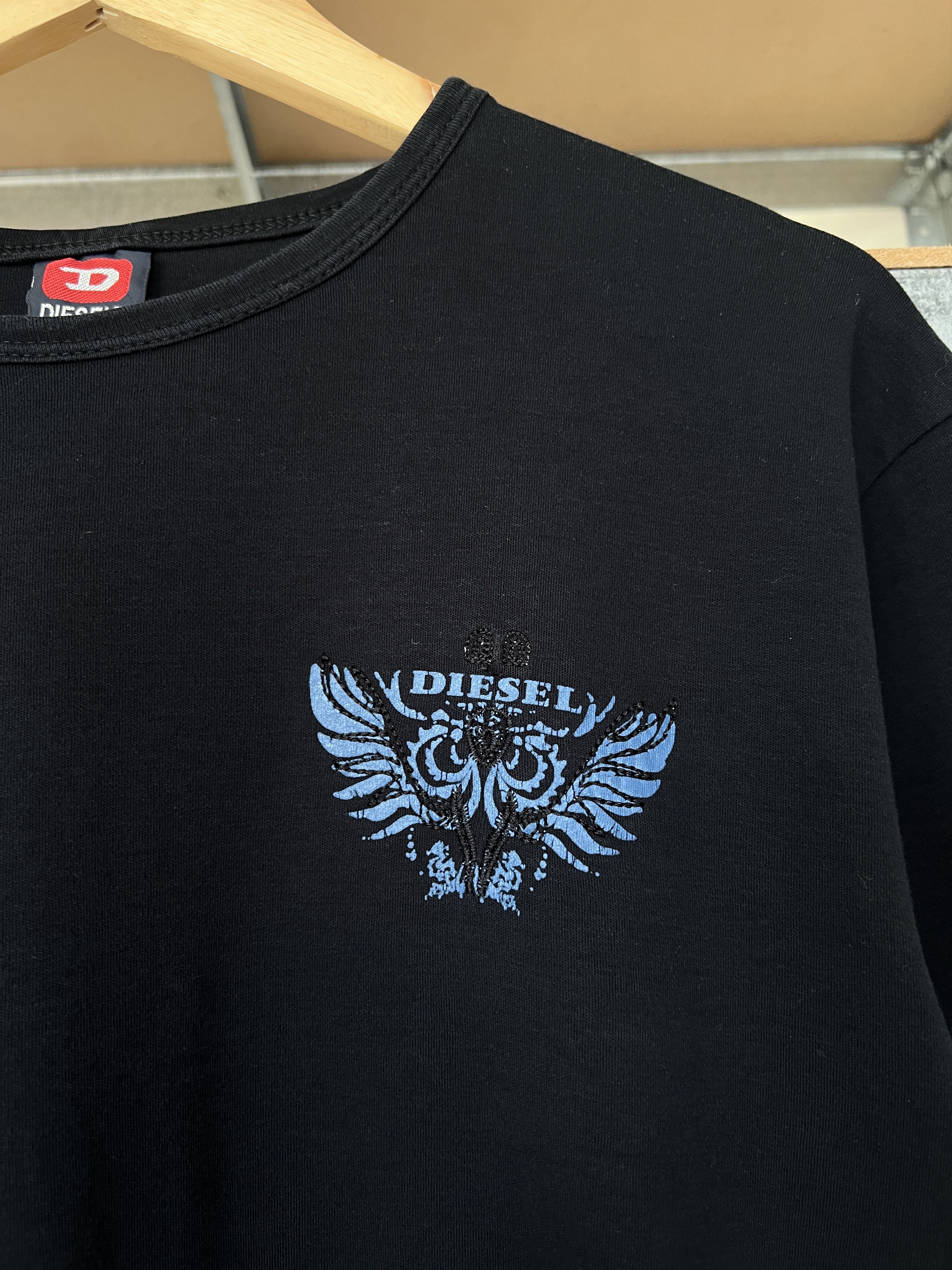 Diesel Diesel Y2K Vintage Avant Garde Wings Graphic Tee Size US L / EU 52-54 / 3 - 5 Thumbnail