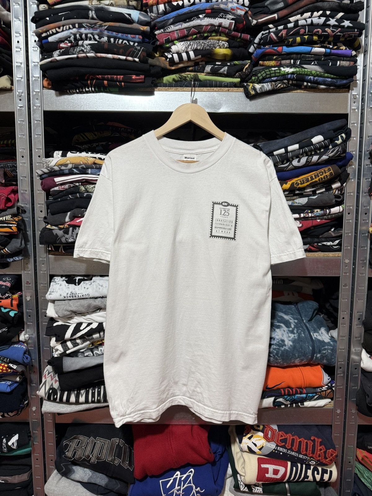 Vintage Vintage 90s PERIODIC TABLE OF ELEMENTS T-Shirt Y2K Hype Size US L / EU 52-54 / 3 - 2 Thumbnail
