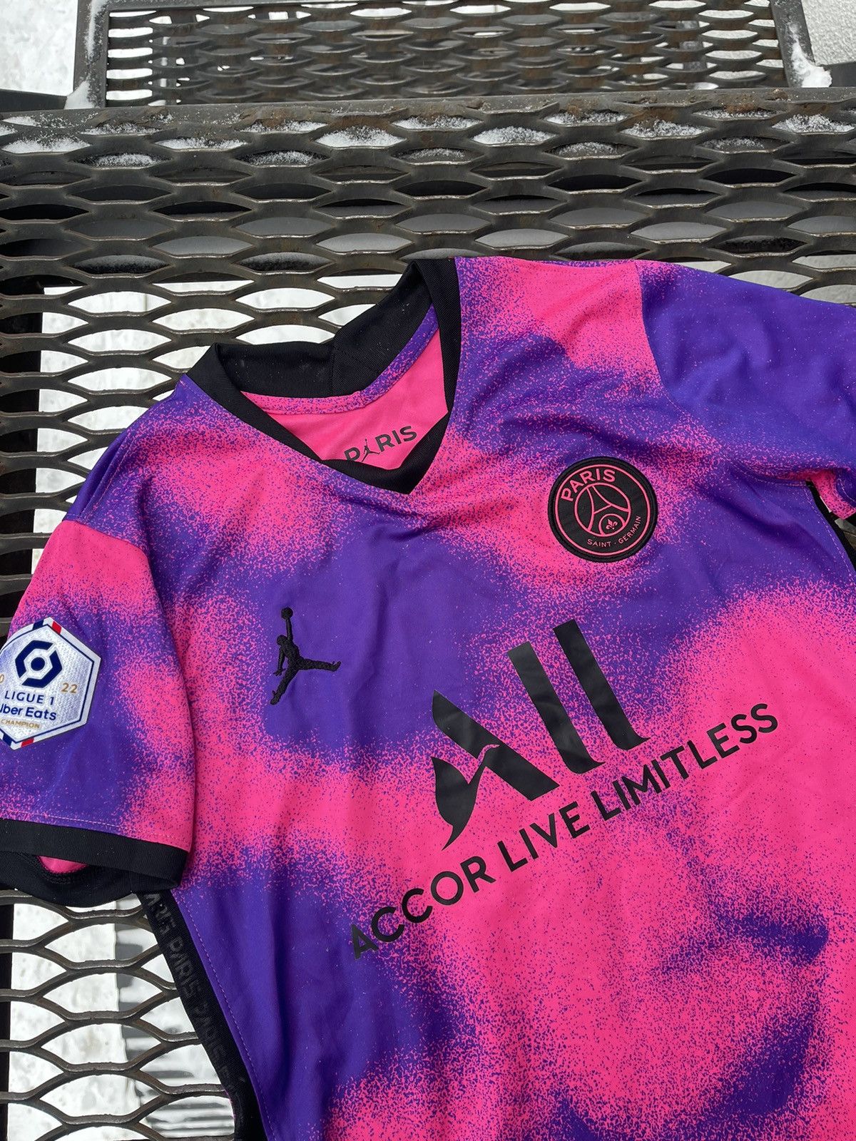 Jordan Brand 2021 Nike Jordan PSG pink purple soccer jersey Size US S / EU 44-46 / 1 - 15 Thumbnail