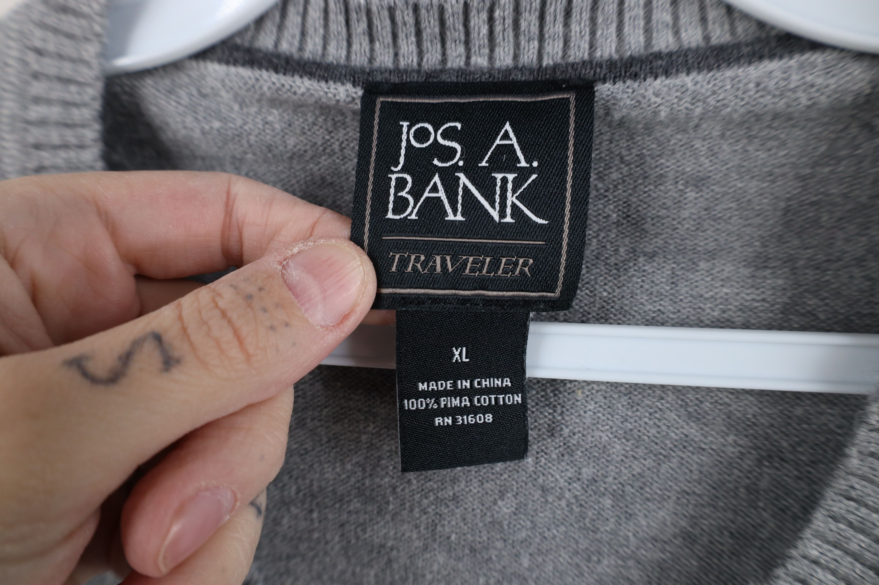Jos. A. Bank Jos A Bank Traveler Pima Cotton Knit V-Neck Sweater Gray Size US XL / EU 56 / 4 - 6 Thumbnail