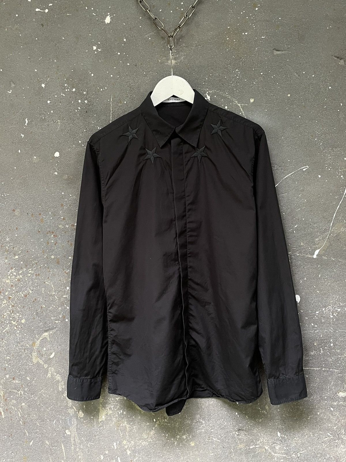 Givenchy Givenchy Black Star Embroidery Shirt Button Up Size US M / EU 48-50 / 2 - 2 Thumbnail