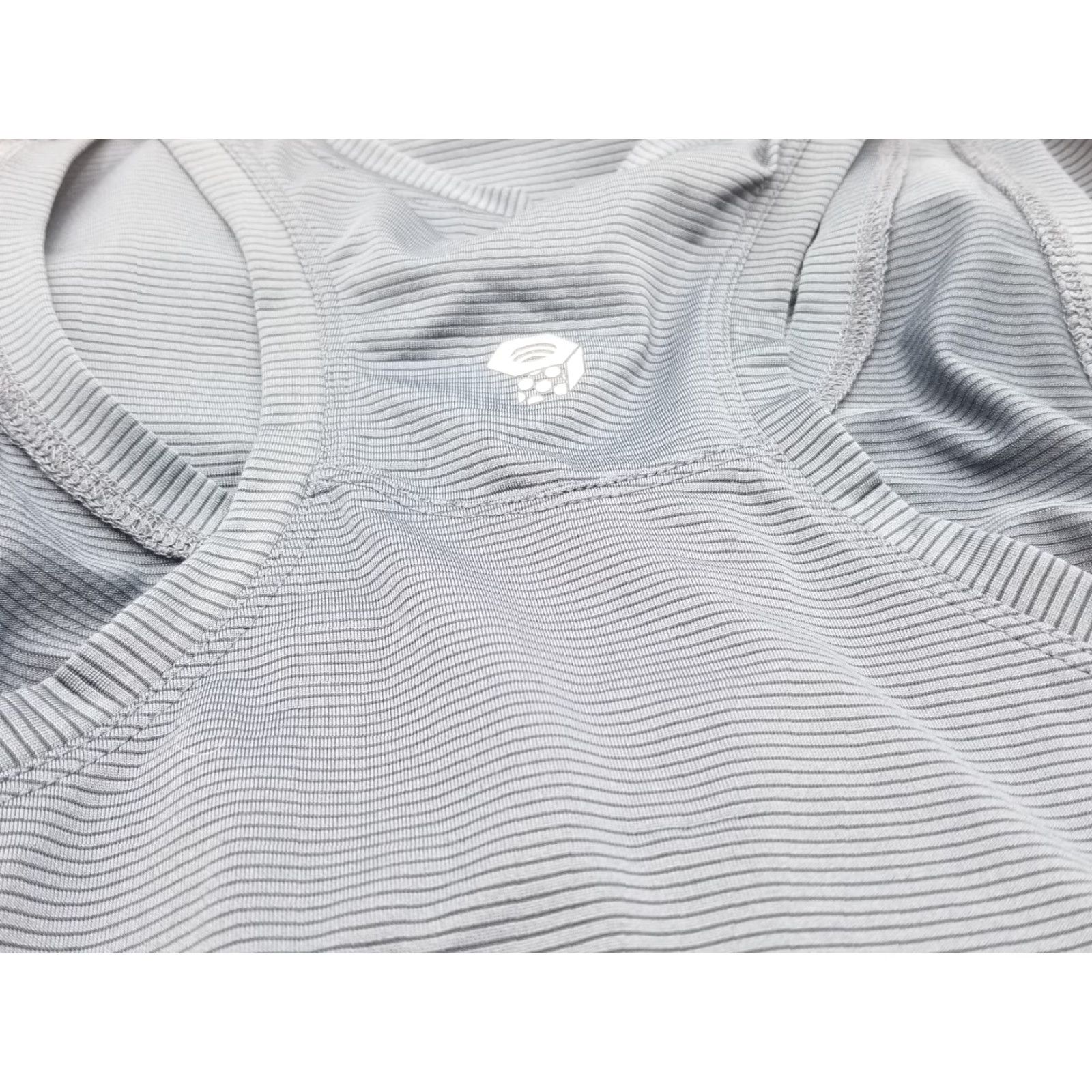 Mountain Hardwear Mountain Hardwear Tank Shirt Blues Cotton Mountain Hardwear Blue Cotton Tank Top Outdoors Size M Womens Activewear Tank Top Outdoor M Blue Size M / US 6-8 / IT 42-44 - 6 Thumbnail