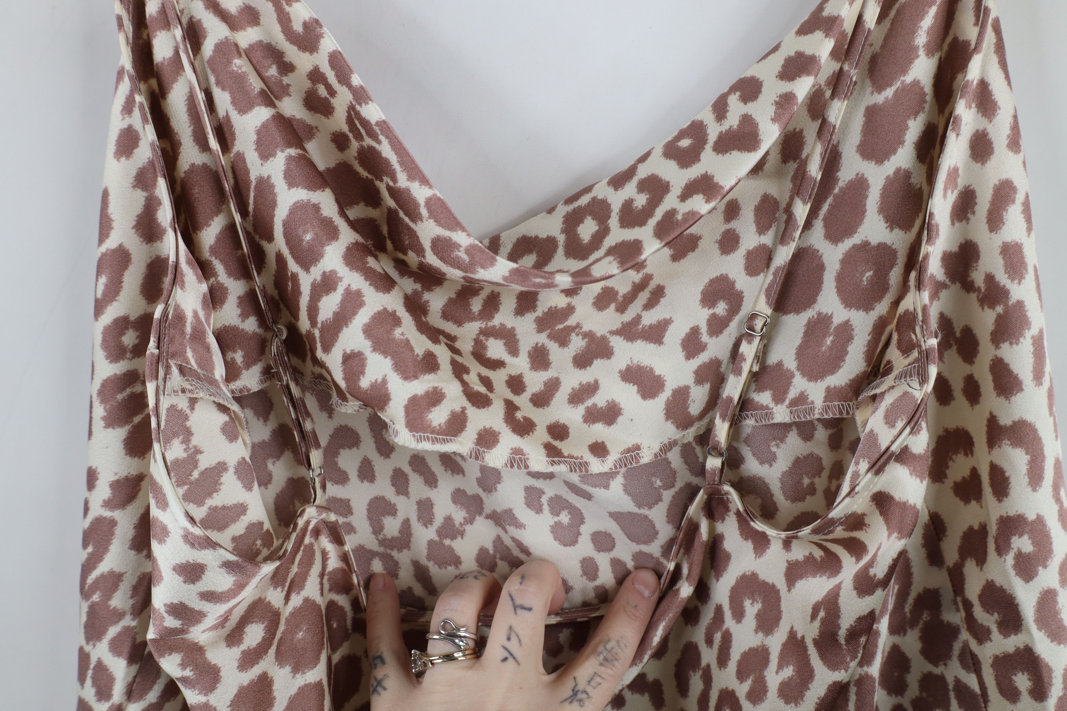 Express × Vintage New Express Satin Polyester Leopard Cami Tank Top T-Shirt Size XL / US 12-14 / IT 48-50 - 8 Thumbnail