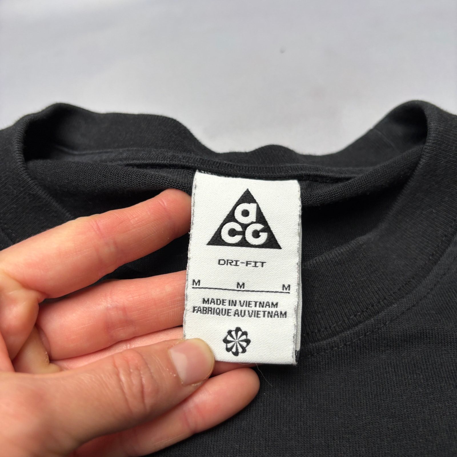 Nike Nike ACG Short Sleeve Logo Tee Shirt Men's Medium Minimalist Size US M / EU 48-50 / 2 - 6 Thumbnail
