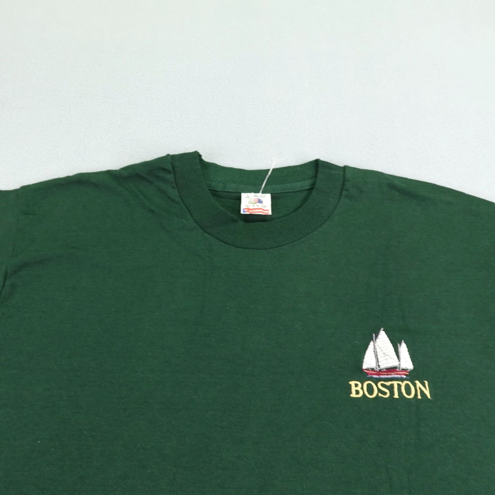 Fruit Of The Loom VINTAGE Boston Nautical T-Shirt Men Large Green 90s Sailboat Logo Cotton Short Sleeve Size US L / EU 52-54 / 3 - 2 Thumbnail