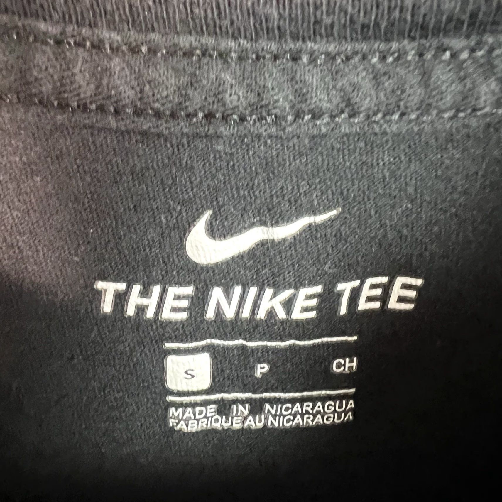 Nike Nike Graphic T Shirt Adult Small Black Mens Size US S / EU 44-46 / 1 - 6 Thumbnail