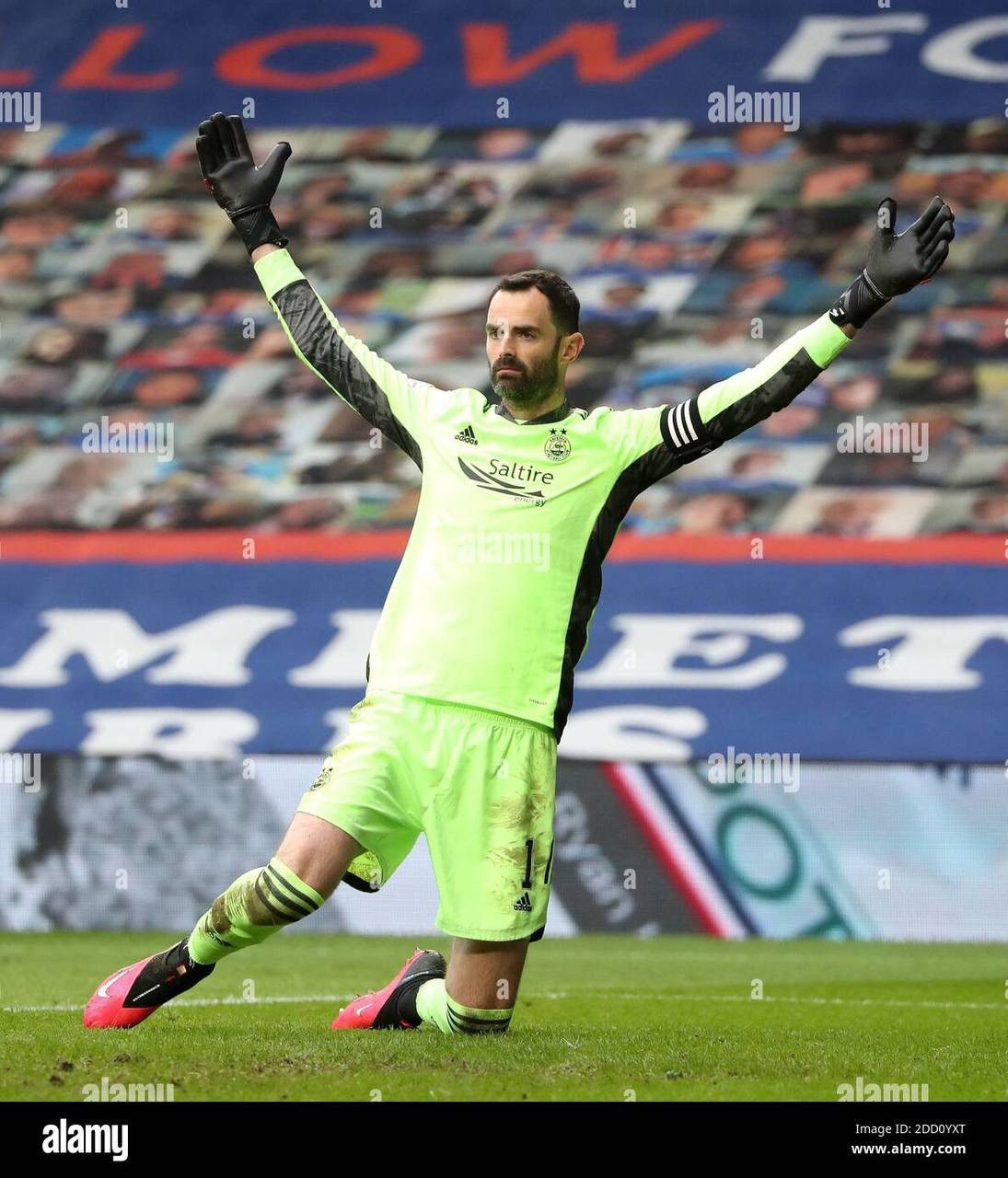 Adidas 2019/20 ABERDEEN FC GK SOCCER JERSEY FOOTBALL SHIRT ADIDAS S Size US S / EU 44-46 / 1 - 2 Thumbnail