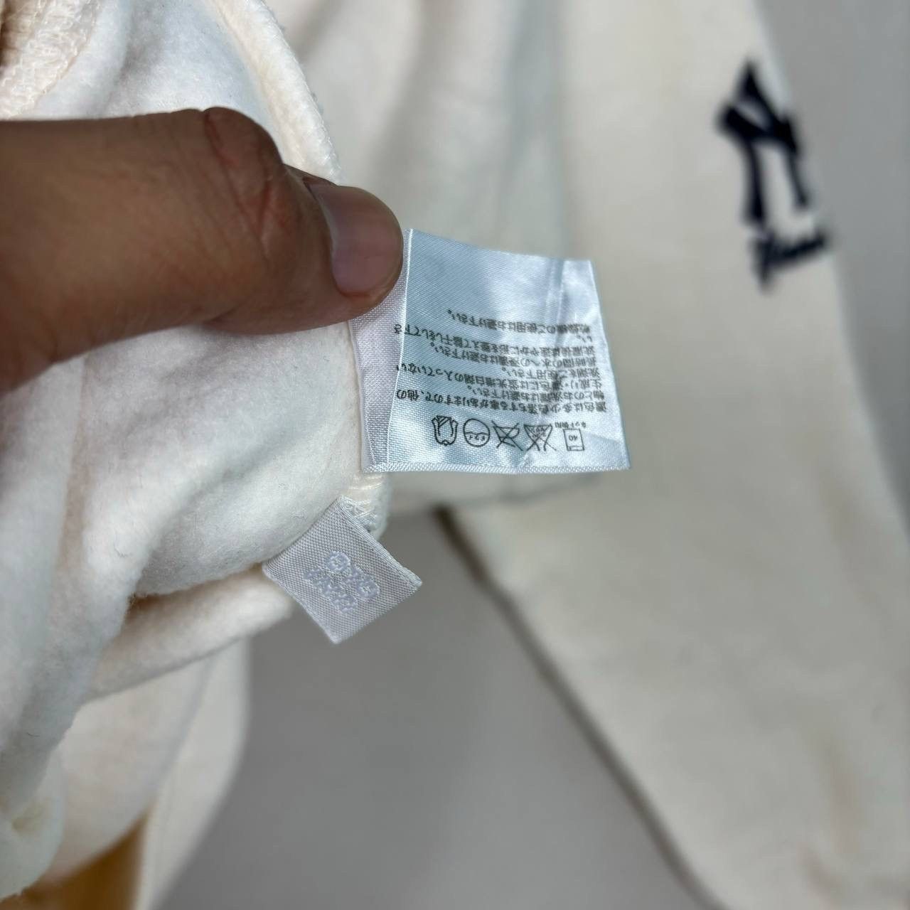 New York Yankees Vintage Uniqlo MLB New York Yankees 1/4 Zip Fleece XL 2003 Size US XL / EU 56 / 4 - 5 Thumbnail