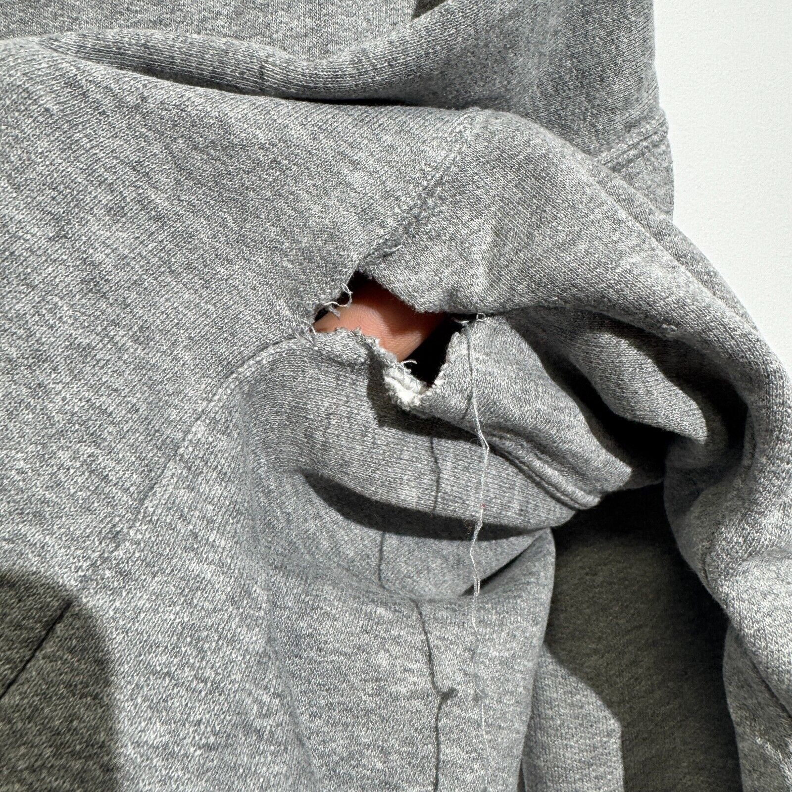 Vintage Vintage Unisex Gray Cotton Crewneck Size XL Regular Fit Size US XL / EU 56 / 4 - 8 Thumbnail