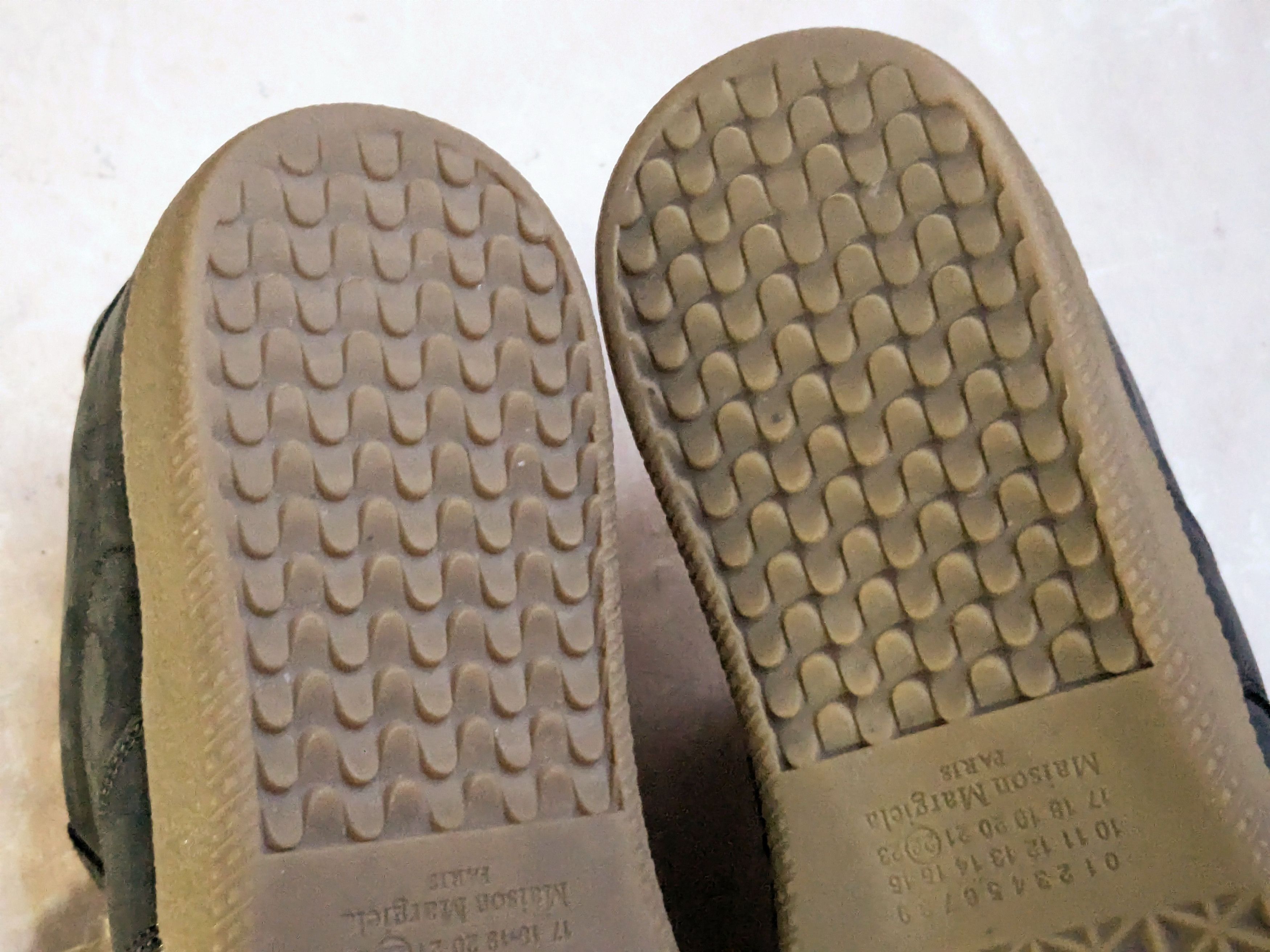 Maison Margiela Maison Margiela Replica GAT Black Paint Splatter 8 41 Low Size US 8 / EU 41 - 16 Thumbnail