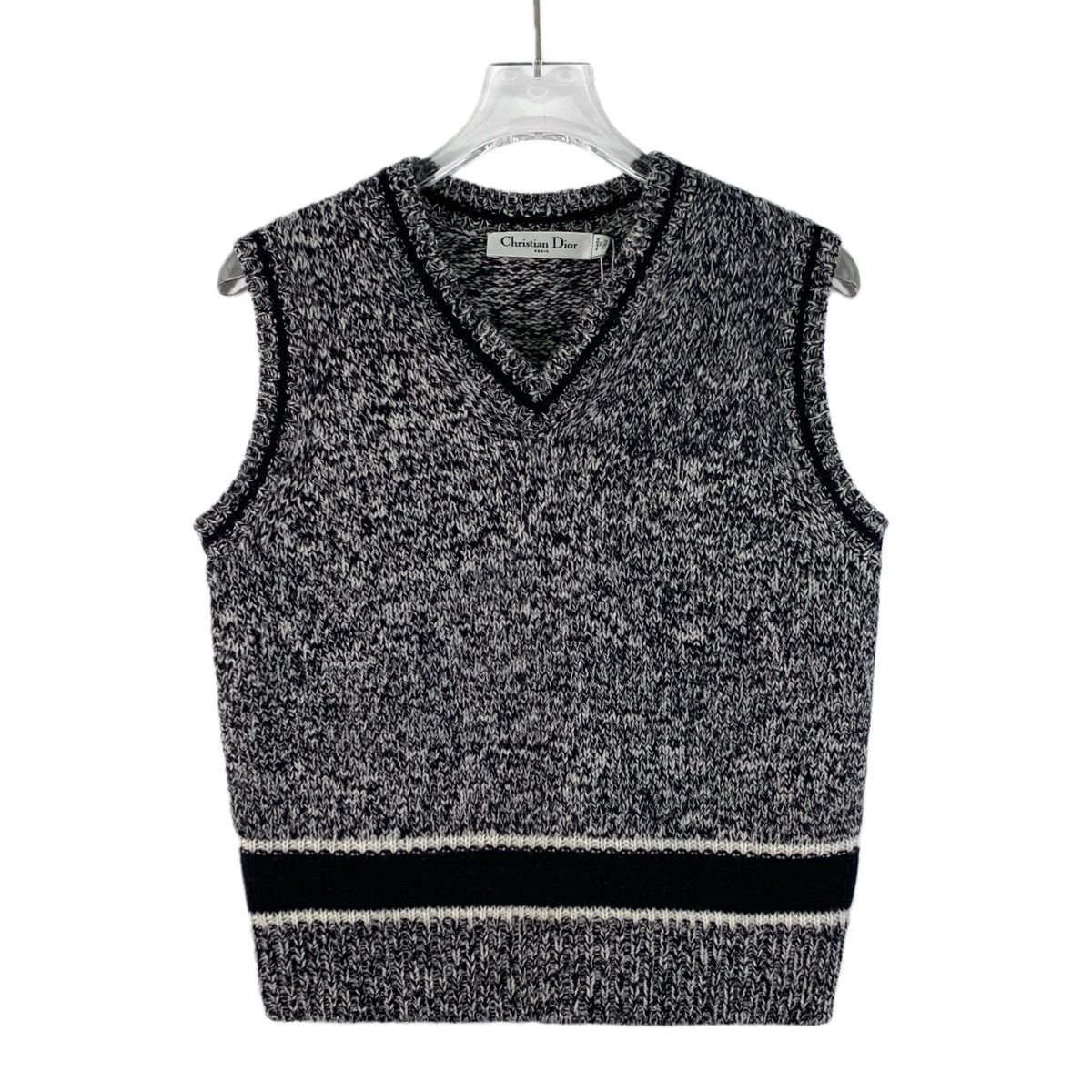 Dior Dior Letter Logo Wool V-neck Sleeveless Knit Waistcoat K26WX Size XXS / US 00 / IT 34 - 1 Thumbnail