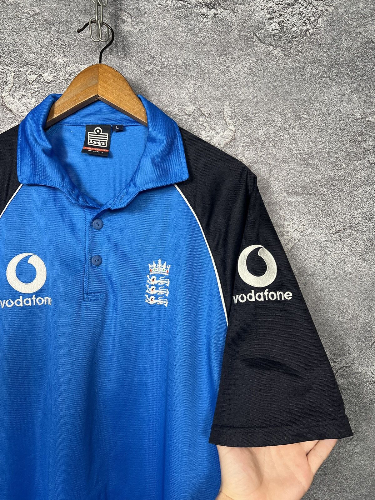 Vintage Vintage 2000/02 Admiral England Cricket Team Jersey Size L Size US L / EU 52-54 / 3 - 4 Thumbnail