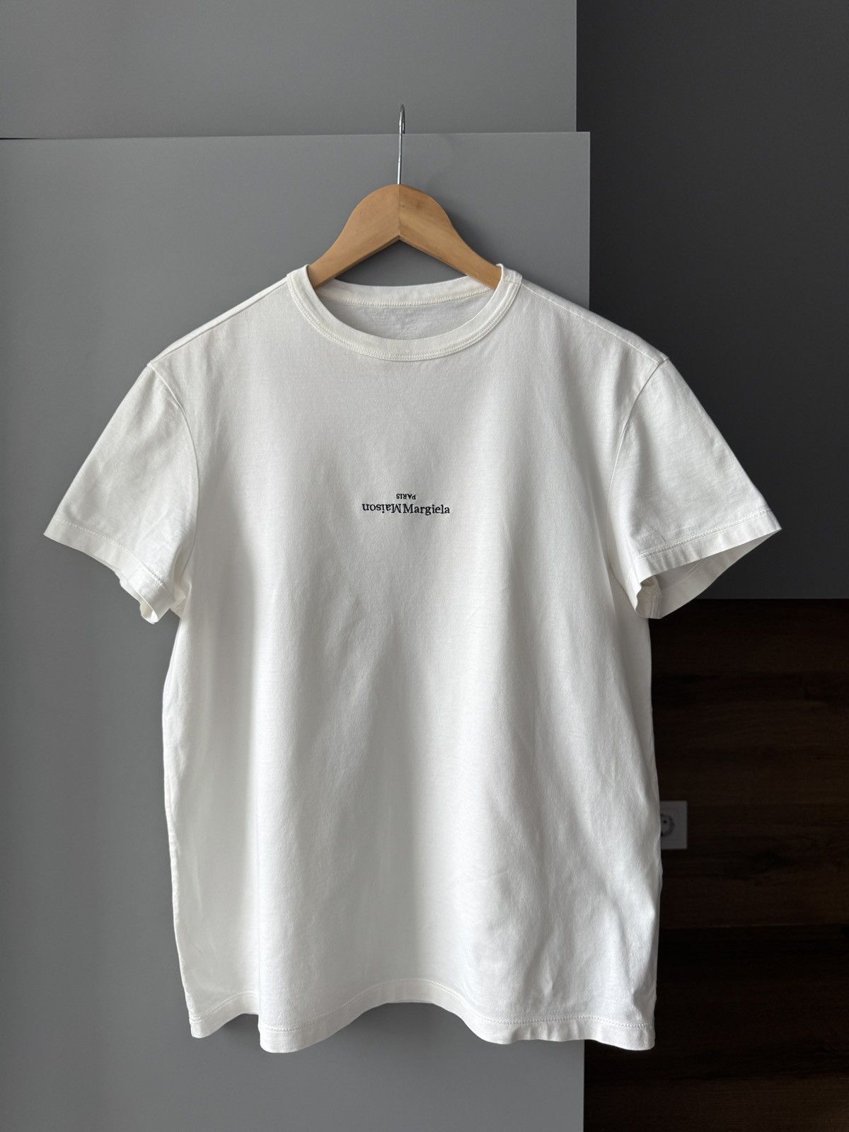 Maison Margiela Maison Margiela Logo Embroidered T-shirt Size US XS / EU 42 / 0 - 1 Thumbnail