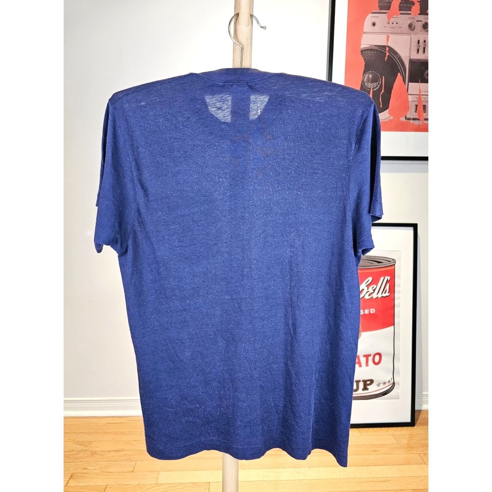 Vintage VINTAGE UNBRANDED BLUE ONE POCKET T-SHIRT SZ LARGE SHIRT MEN Cotton Short Sleeve Crew Neck 70s 19in 27in Size US L / EU 52-54 / 3 - 8 Thumbnail