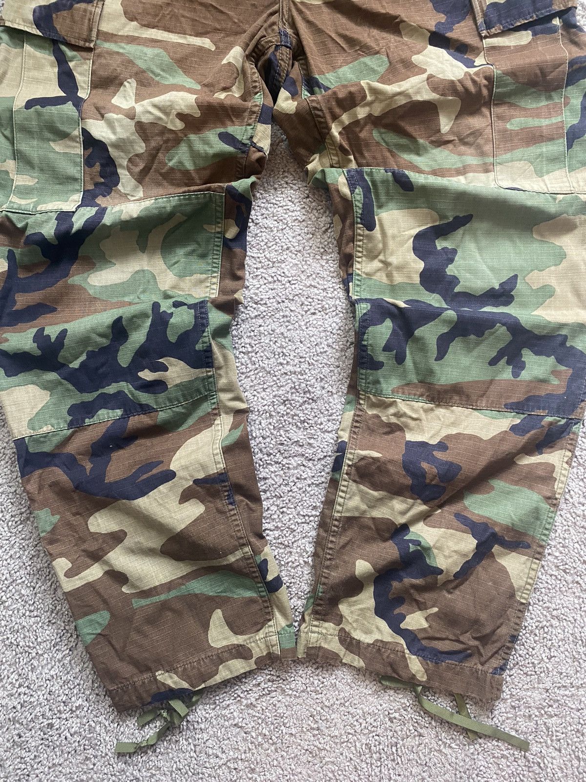 Vintage Vintage Woodland Camo Cargo Pants Size US 32 / EU 48 - 3 Thumbnail