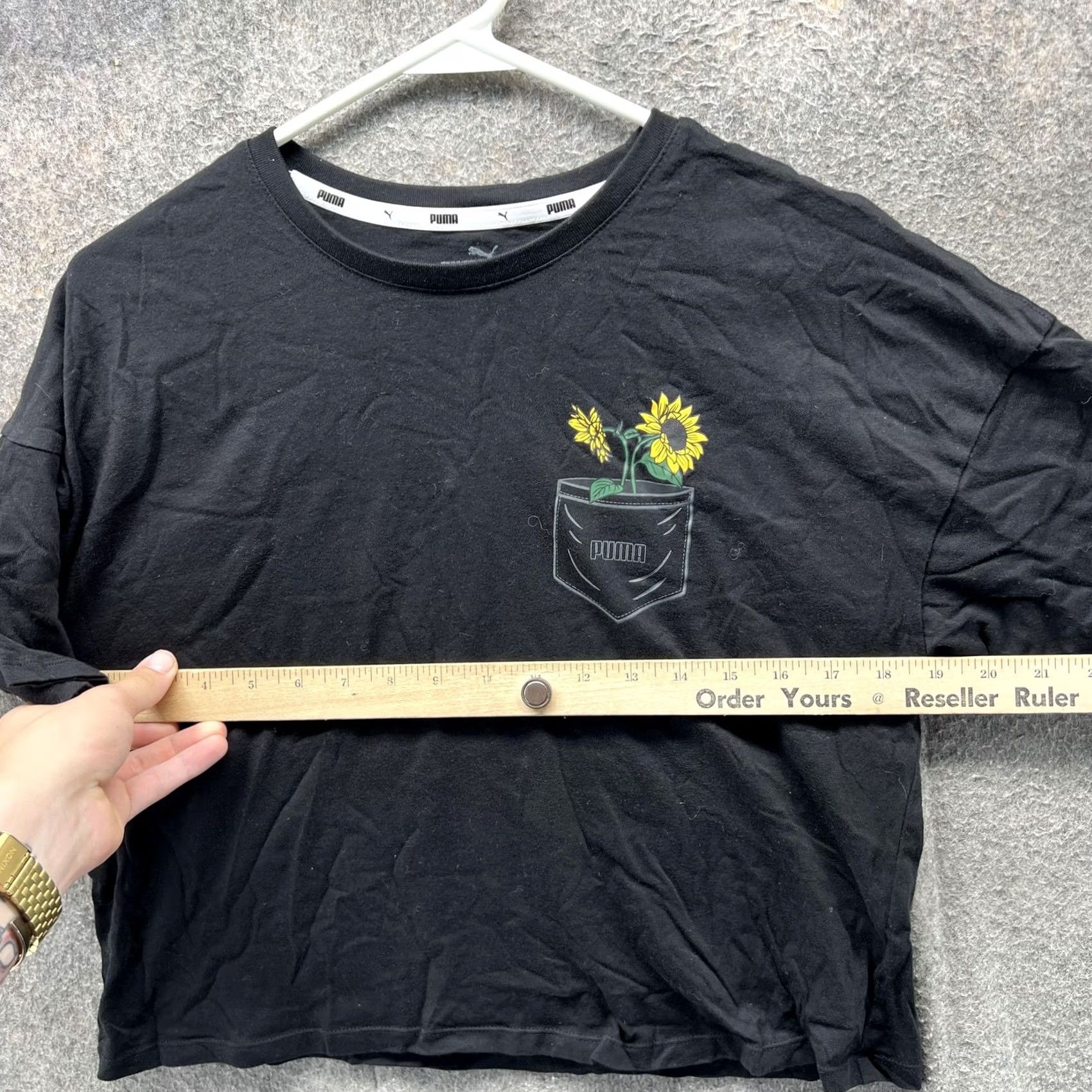 Puma Puma Shirt Womens Small Black Sunflower Pocket Graphic Crop Top Casual Tee Size S / US 4 / IT 40 - 4 Thumbnail