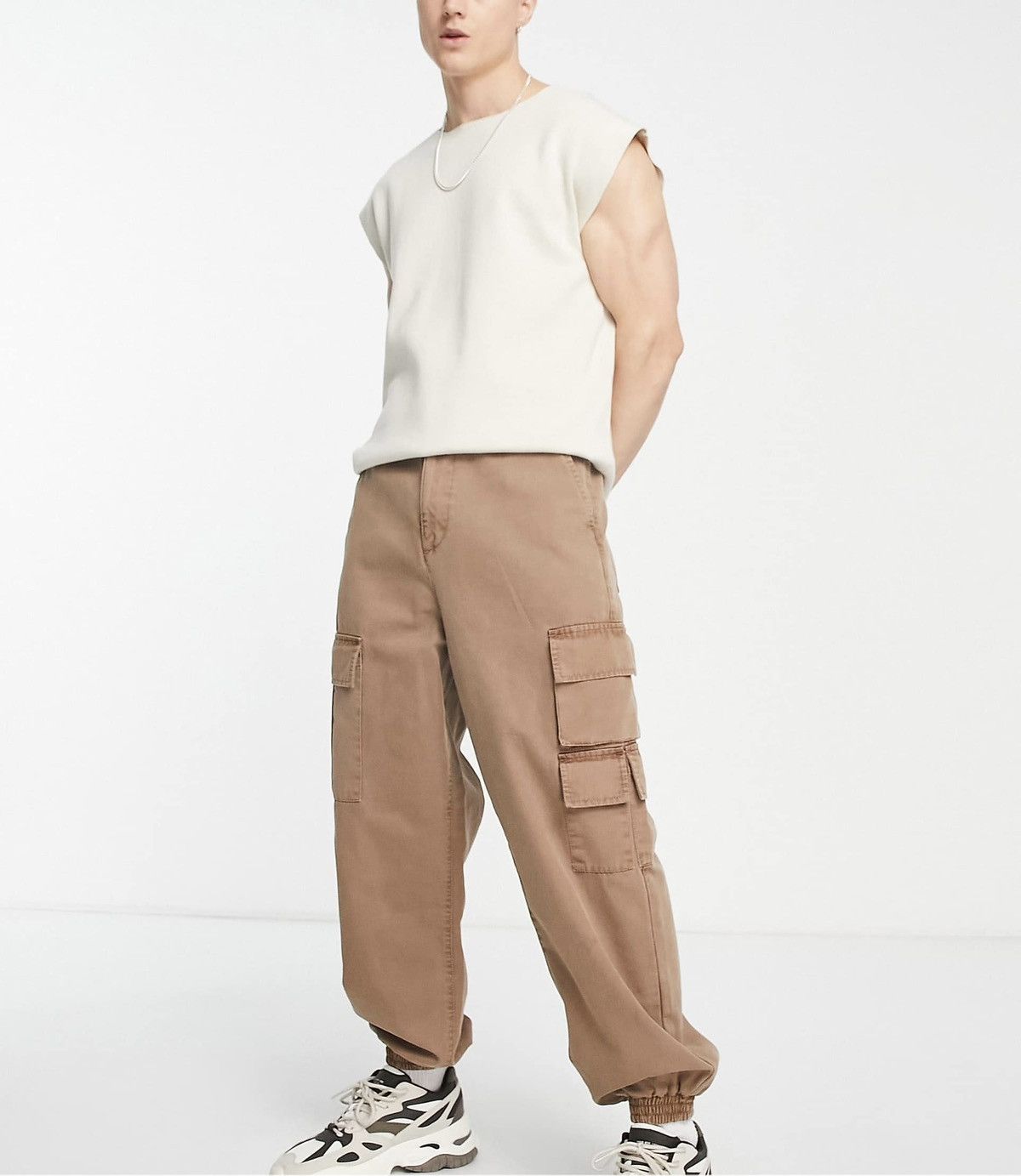 Asos Asos Design oversized tapered cargo pants Size US 31 - 7 Thumbnail