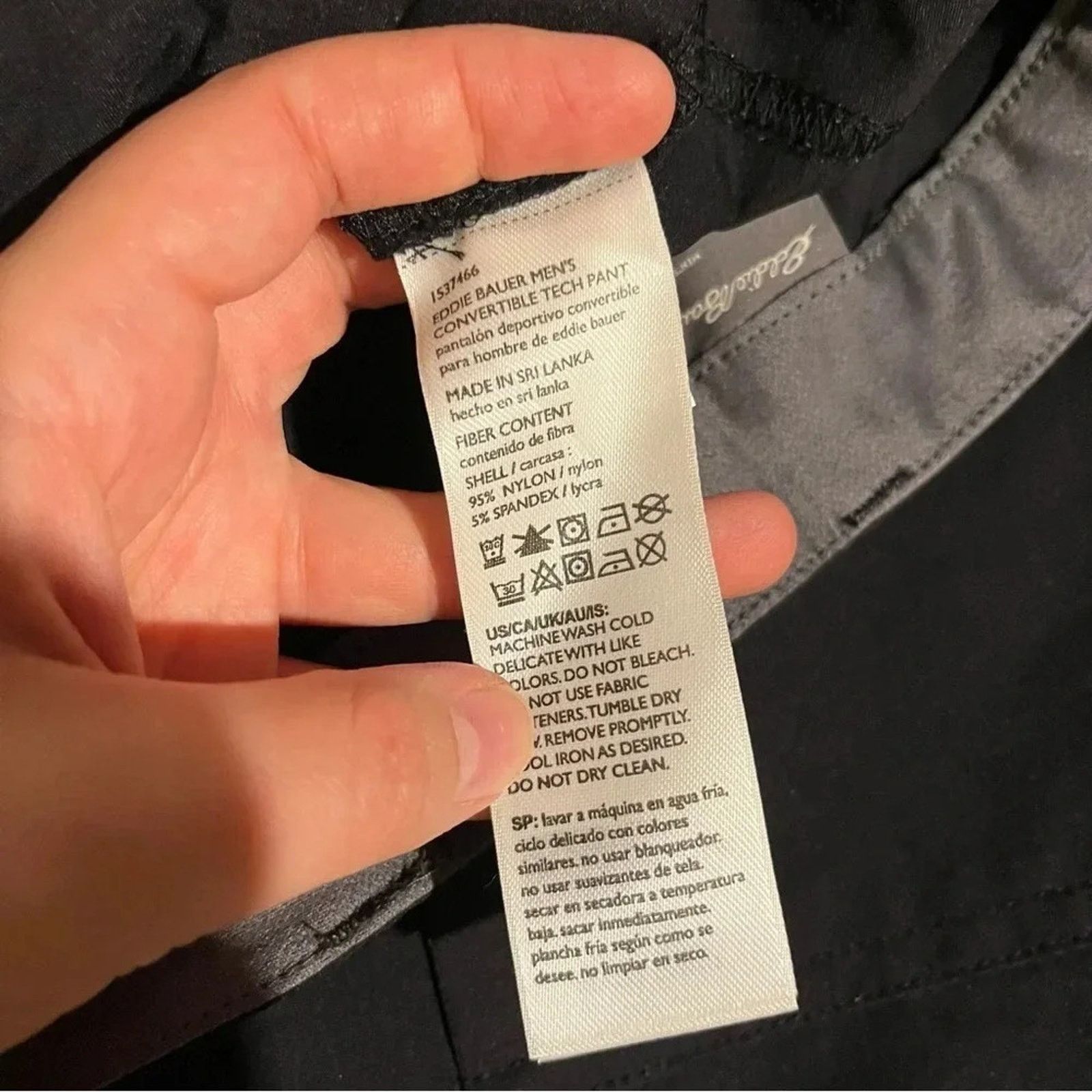 Eddie Bauer Eddie Bauer Convertible Tech Pants Size 36x30 Black Size US 36 / EU 52 - 8 Thumbnail