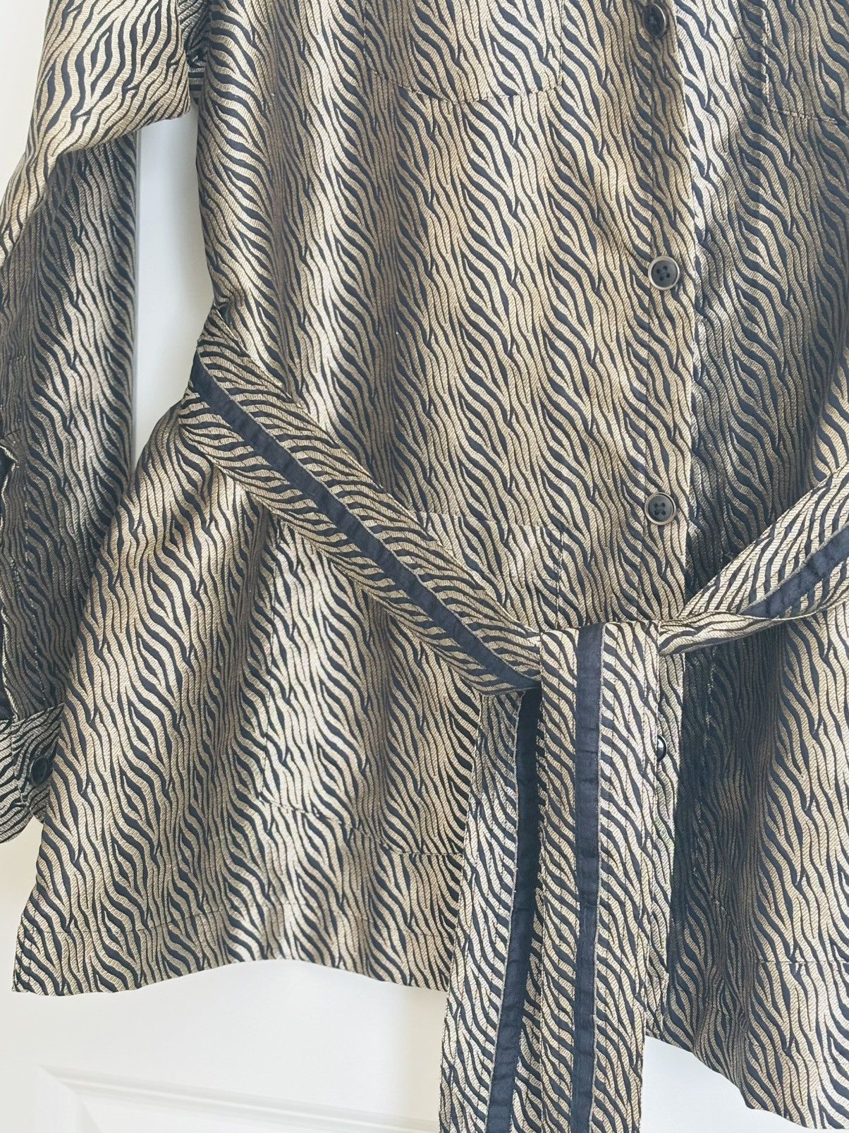 Designer Pure silk Black & Gold Unisex Jacket with Zebra pattern Size US L / EU 52-54 / 3 - 2 Thumbnail
