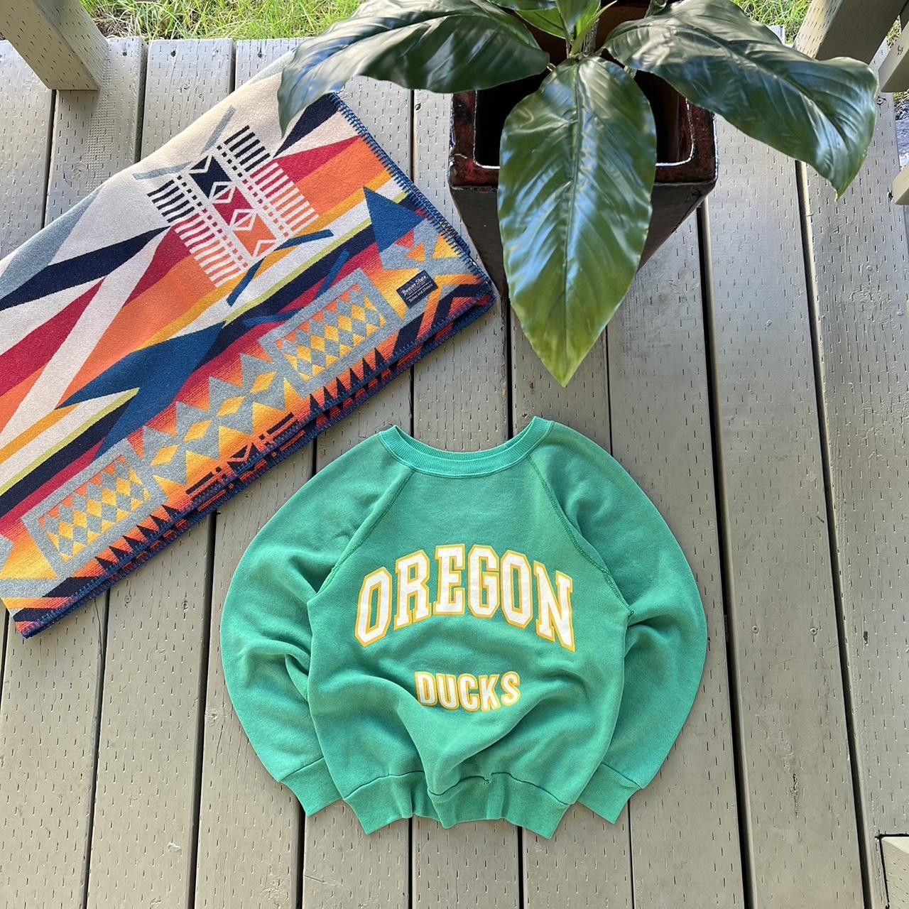 Vintage Vintage Oregon Ducks Sweatshirt Size US S / EU 44-46 / 1 - 2 Thumbnail