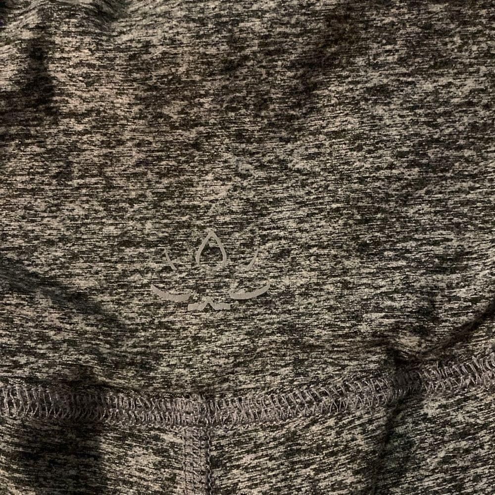 Beyond Yoga Beyond yoga gray green ombré leggings size small Size 22" - 3 Thumbnail