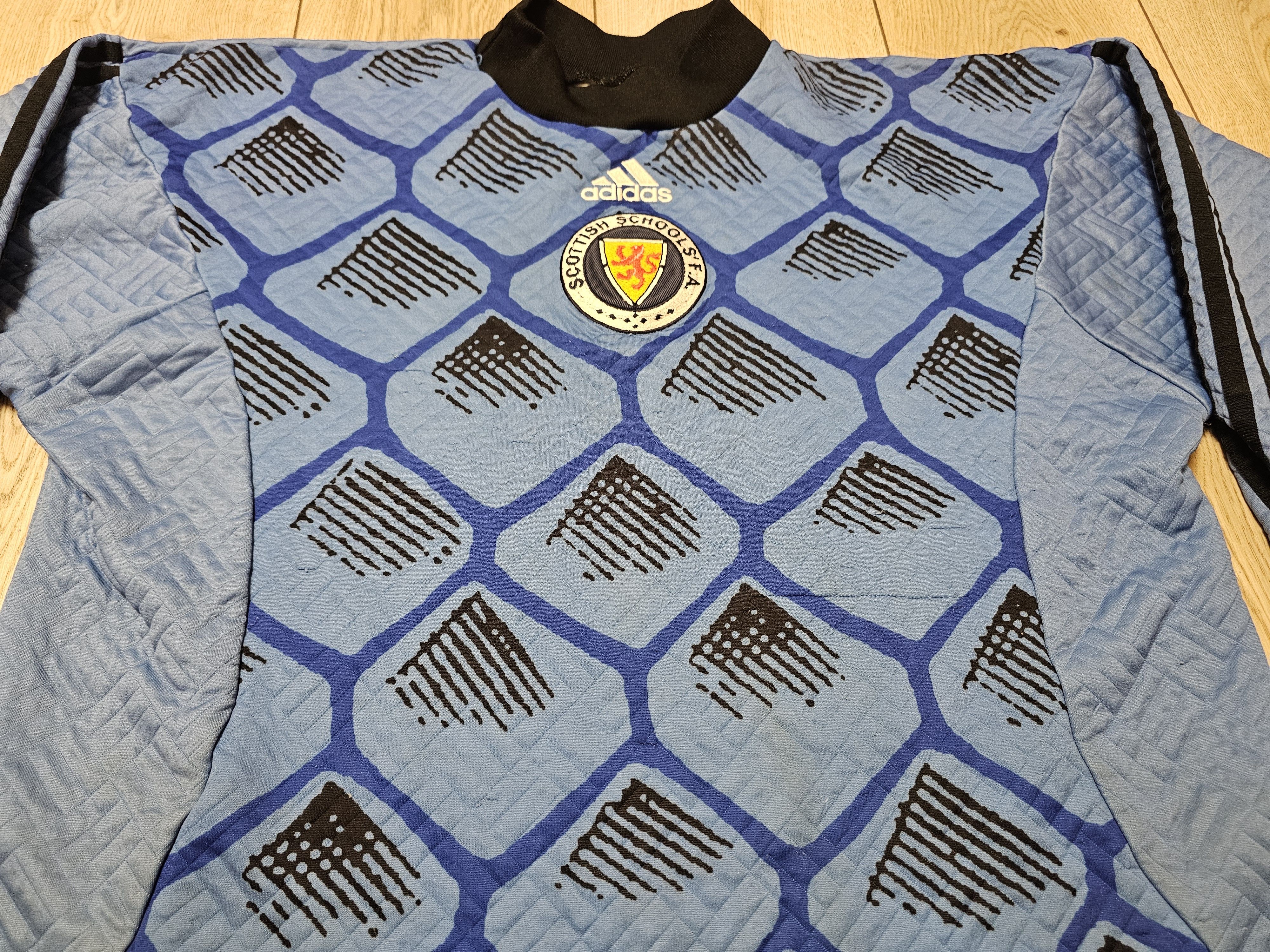 Adidas SCOTLAND VINTAGE 90s GOALKEEPER LONG FOOTBALL SHIRT SOCCER Size US L / EU 52-54 / 3 - 3 Thumbnail