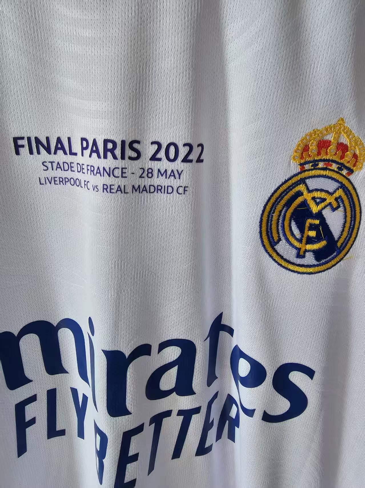 Other 2022 Real Madrid #9 Karim Benzema Jersey Home Size US XL / EU 56 / 4 - 5 Thumbnail