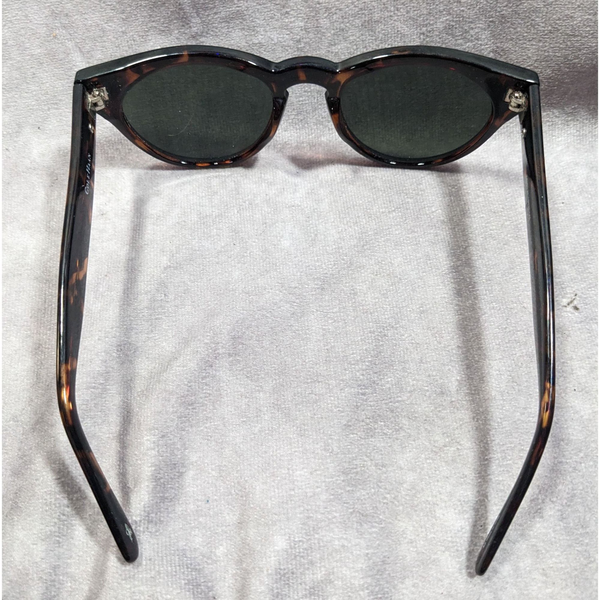 Cole Haan Cole Haan Retro C6090 Keyhole Bridge Tortoise Sunglasses Size ONE SIZE - 5 Thumbnail