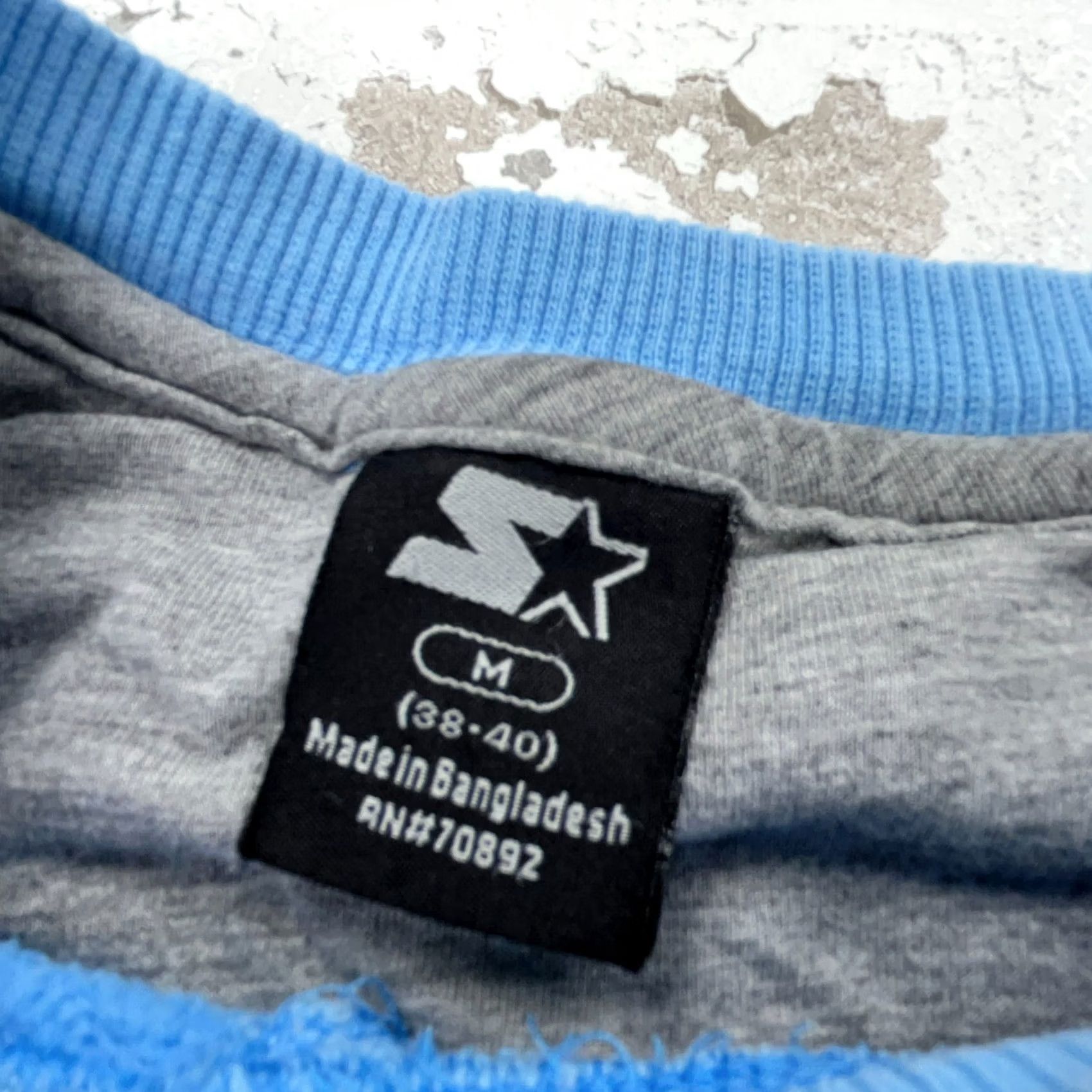 Starter VINTAGE Starter Sweatshirt Men Medium Carolina Blue Crewneck Pullover Embroidered Logo Clothing Sweatshirt Men Blue Size US M / EU 48-50 / 2 - 3 Thumbnail